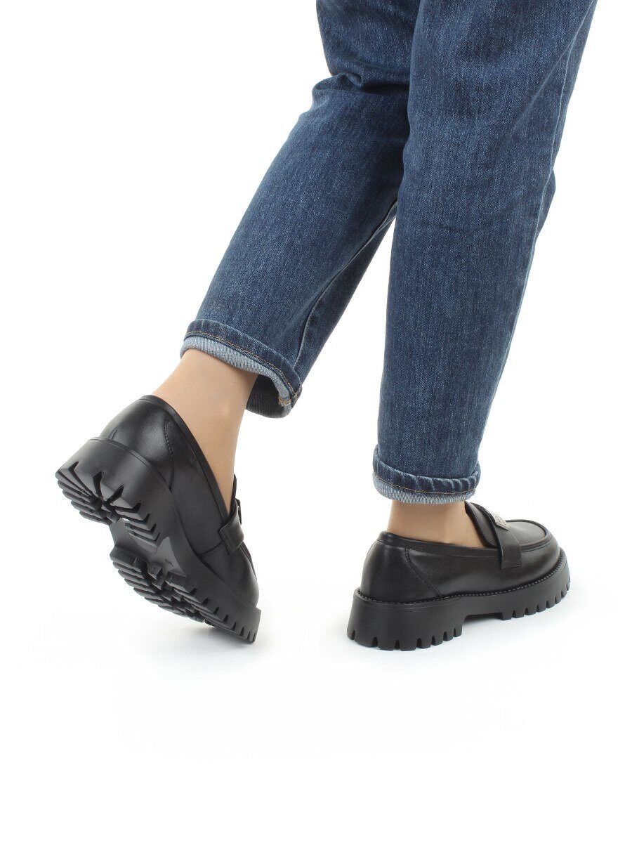 03-S77-48 BLACK Лоферы женские (натуральная кожа)