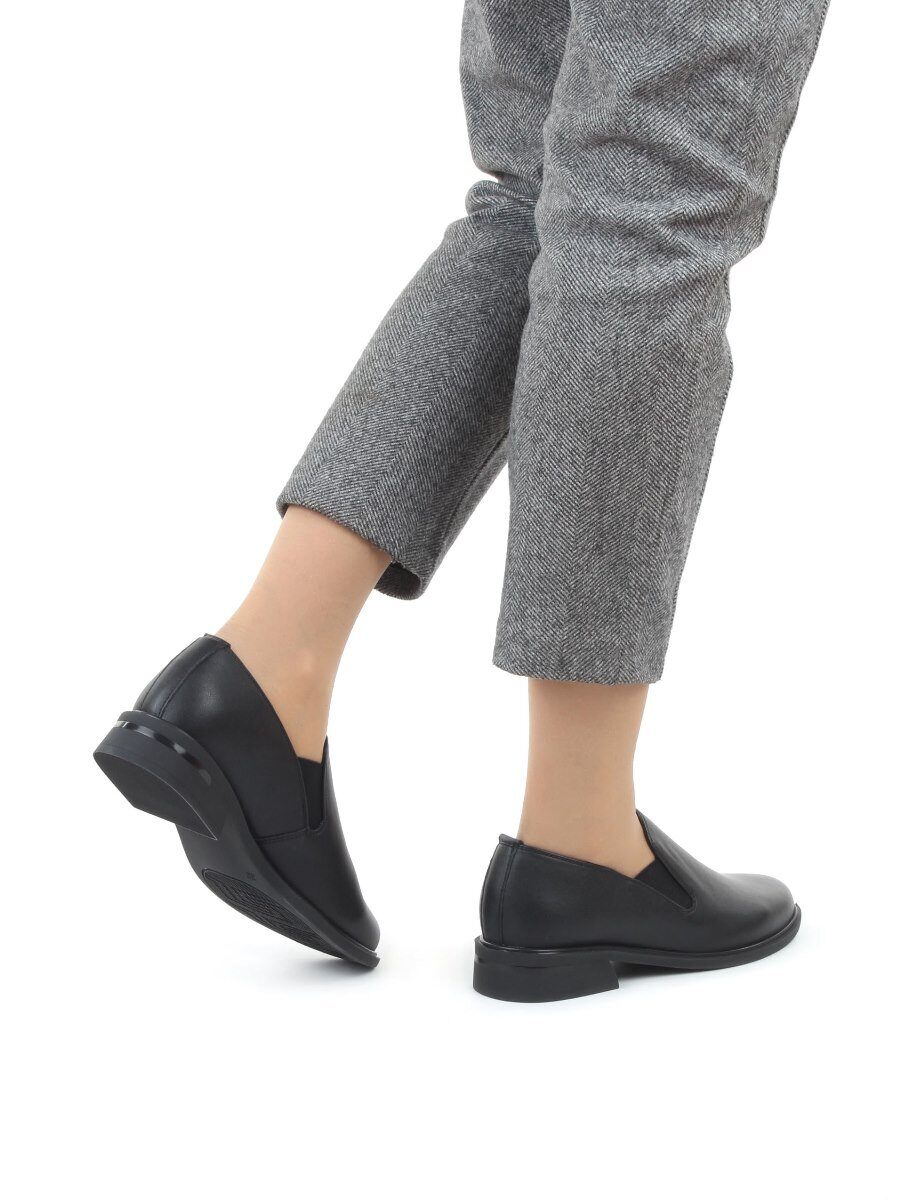 03-M47-20 BLACK Лоферы женские (натуральная кожа)