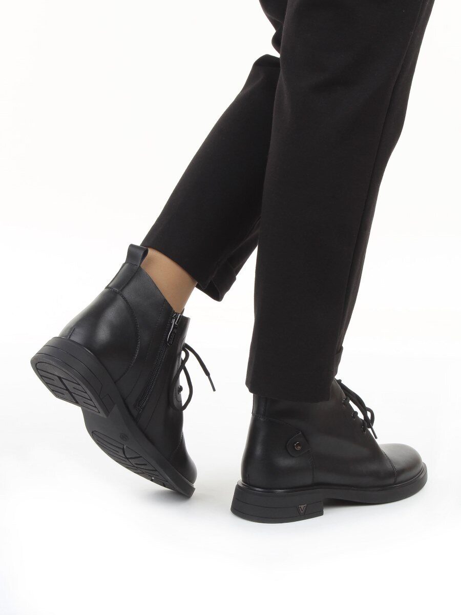 01-M43-18 BLACK Ботинки демисезонные женские (натуральная кожа)