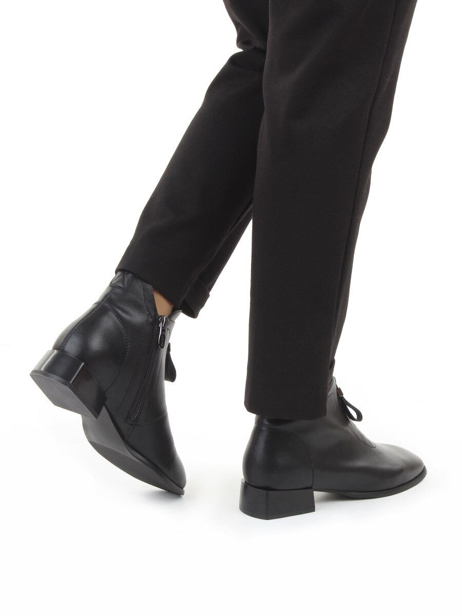 01-M43-16 BLACK Ботинки демисезонные женские (натуральная кожа)
