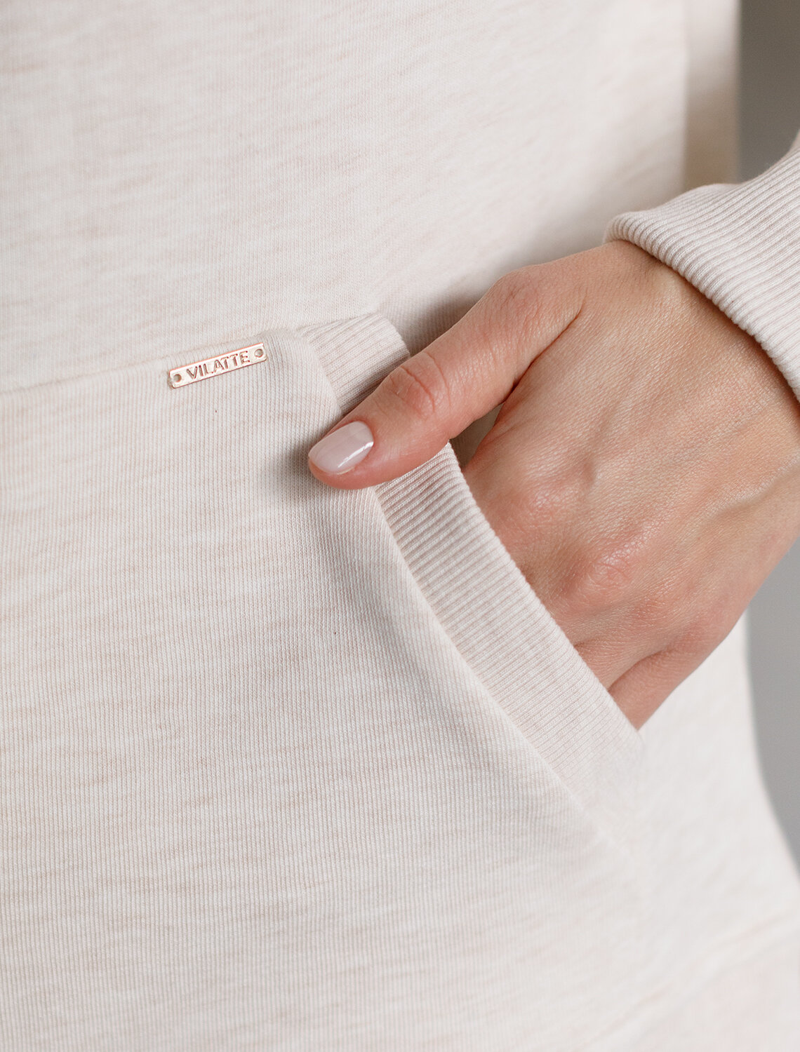 ст. цена3190руб.! VILATTE Джемпер D49.049бежевый меланж