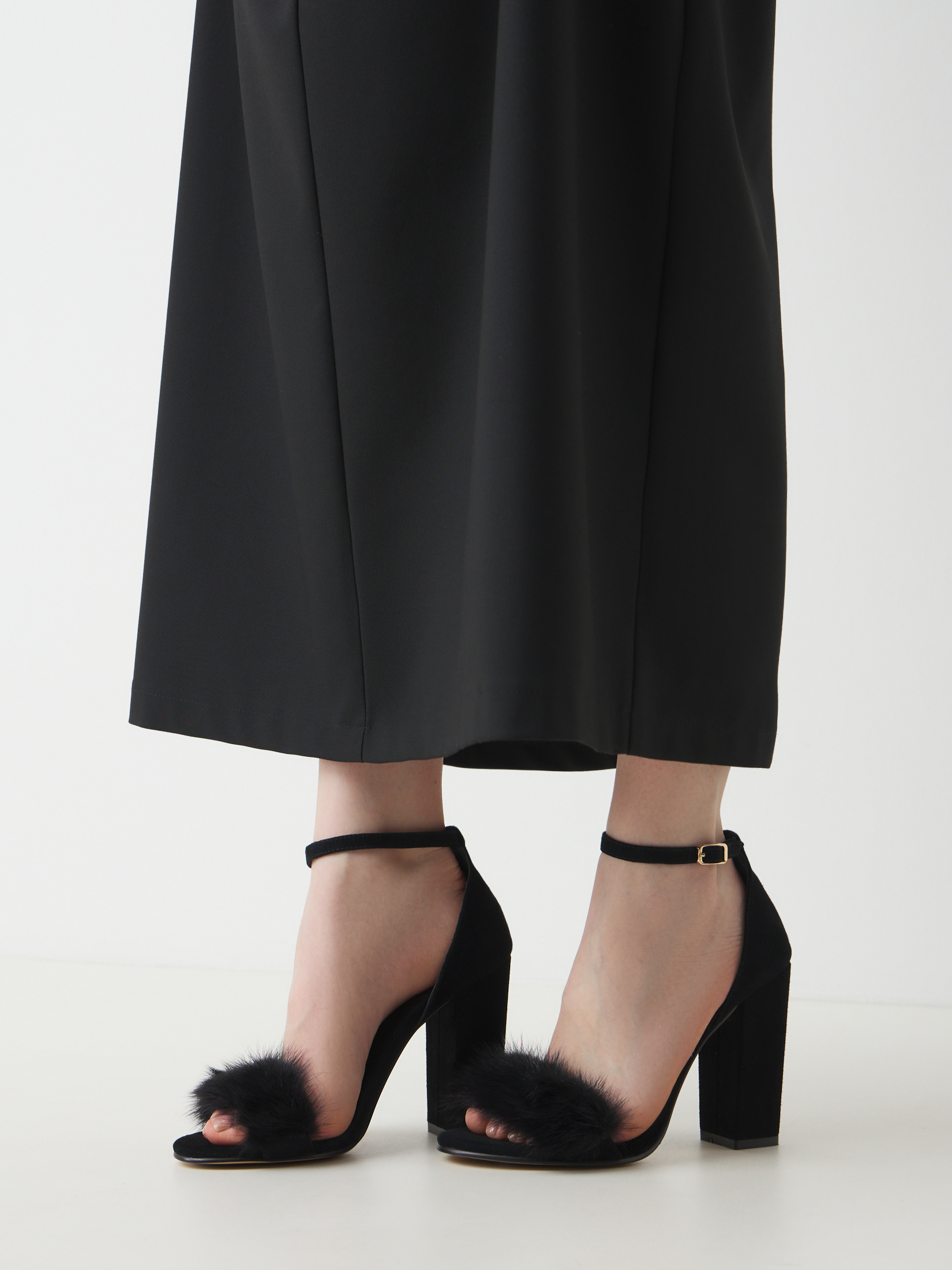 Босоножки TENDANCE 2372092, черный