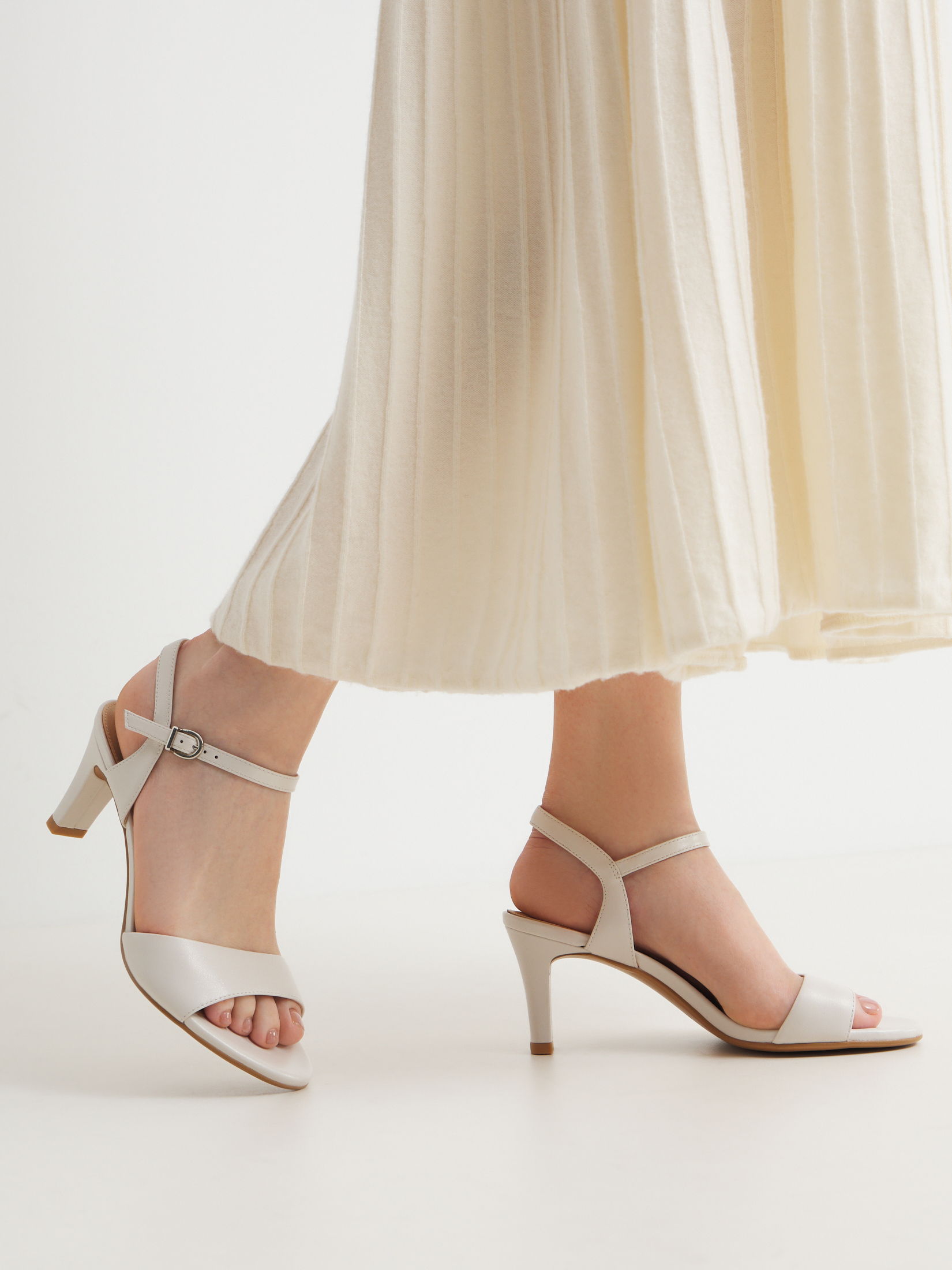 Босоножки TENDANCE 4476878, молочно-белый