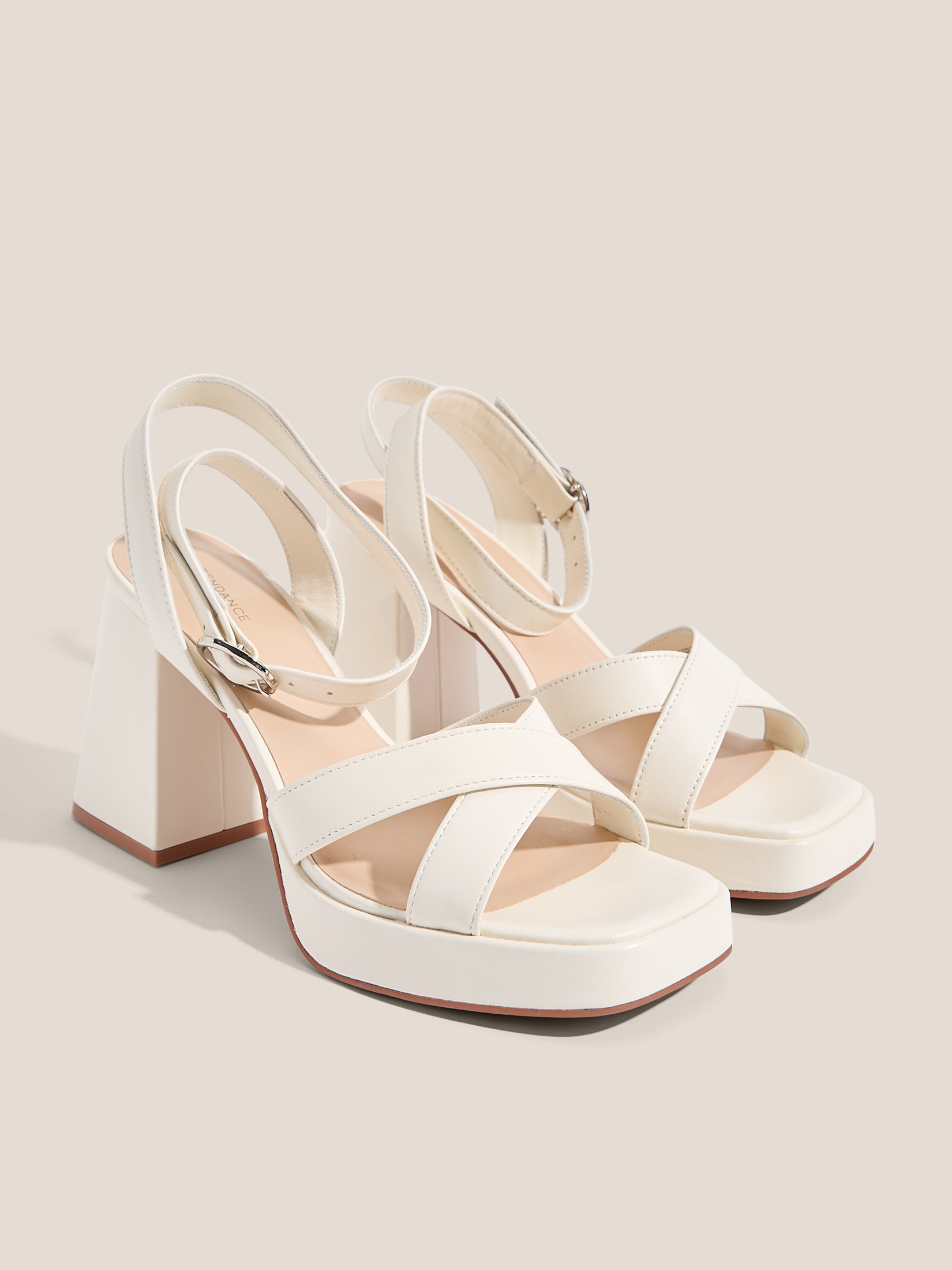 Босоножки TENDANCE 4013997, белый