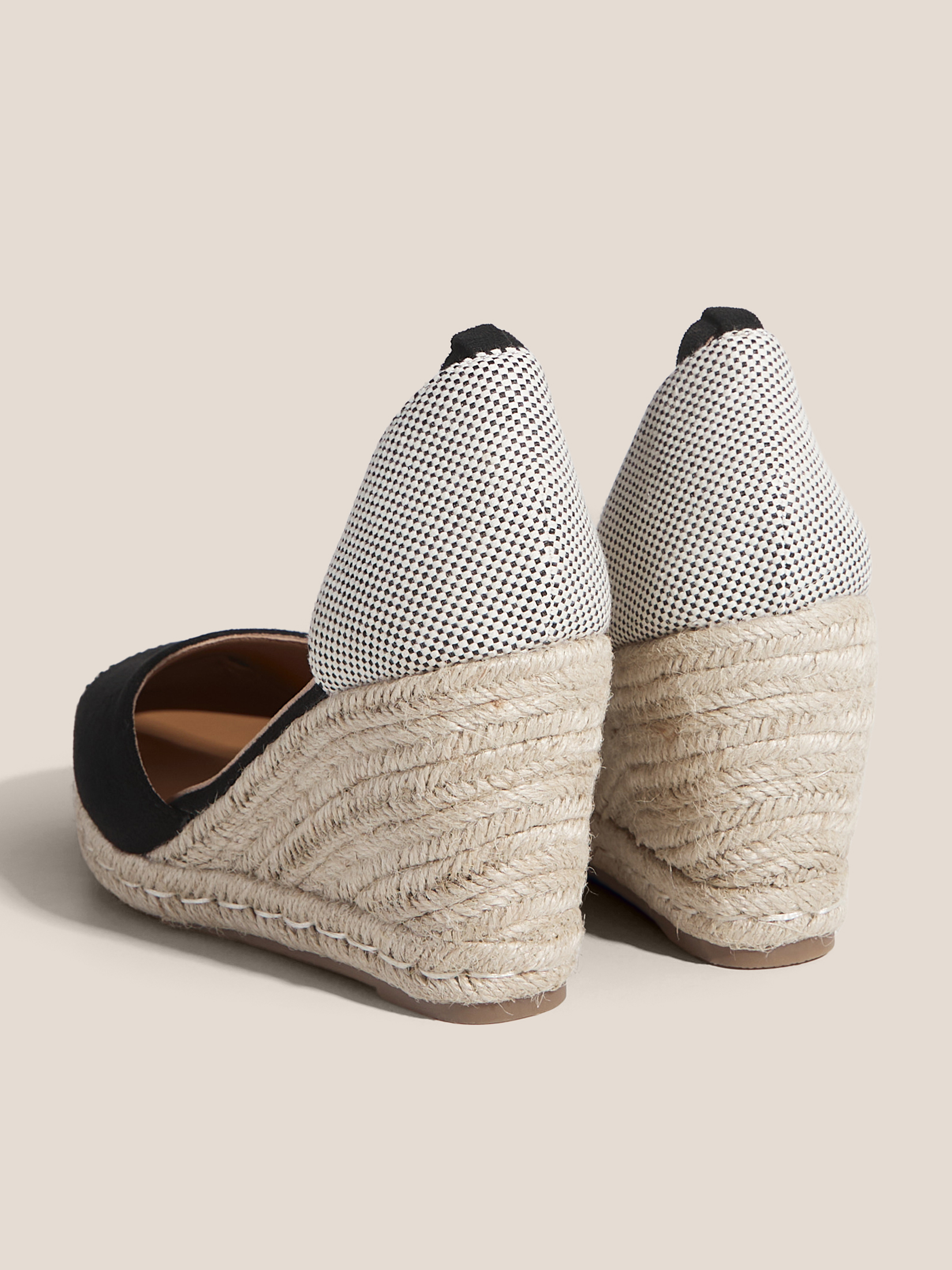 Босоножки TENDANCE 3948837, черный