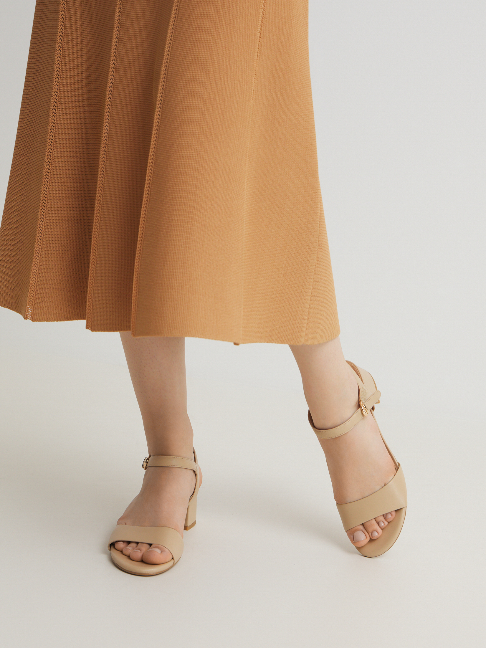 Босоножки TENDANCE 4477683, светло-бежевый