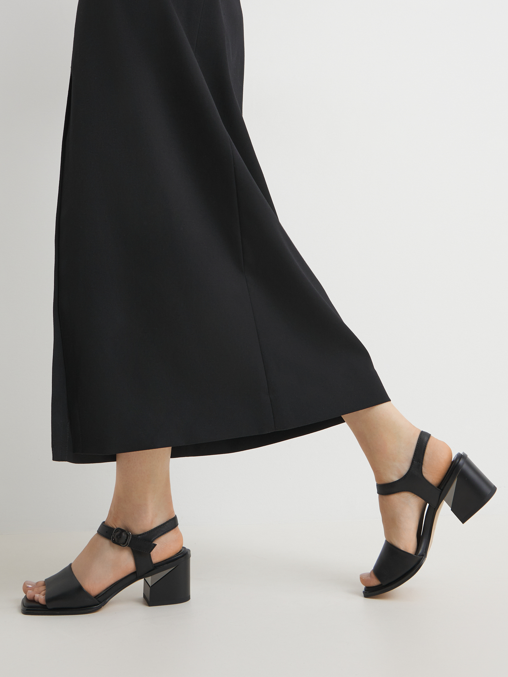 Босоножки TENDANCE 4440929, черный