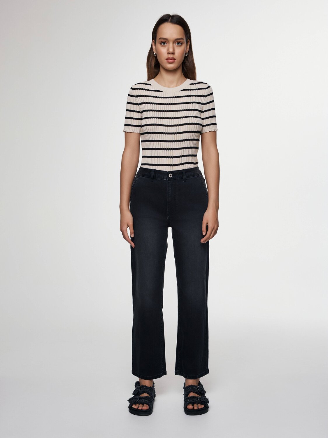 ст. цена3685руб.! Conte elegant Джинсы CON-624black