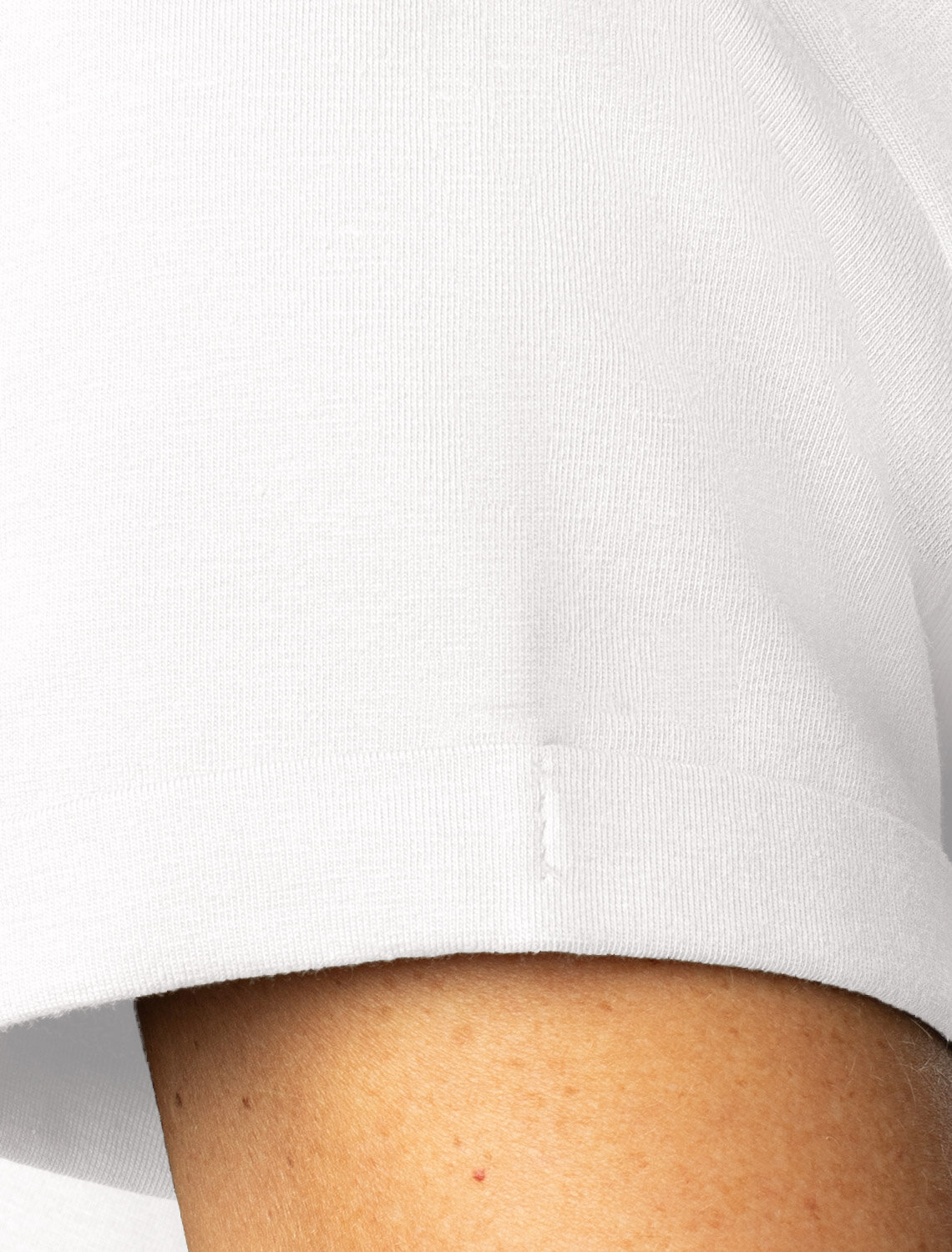 ст. цена1390руб.! VILATTE Футболка D49.097белый_акварель