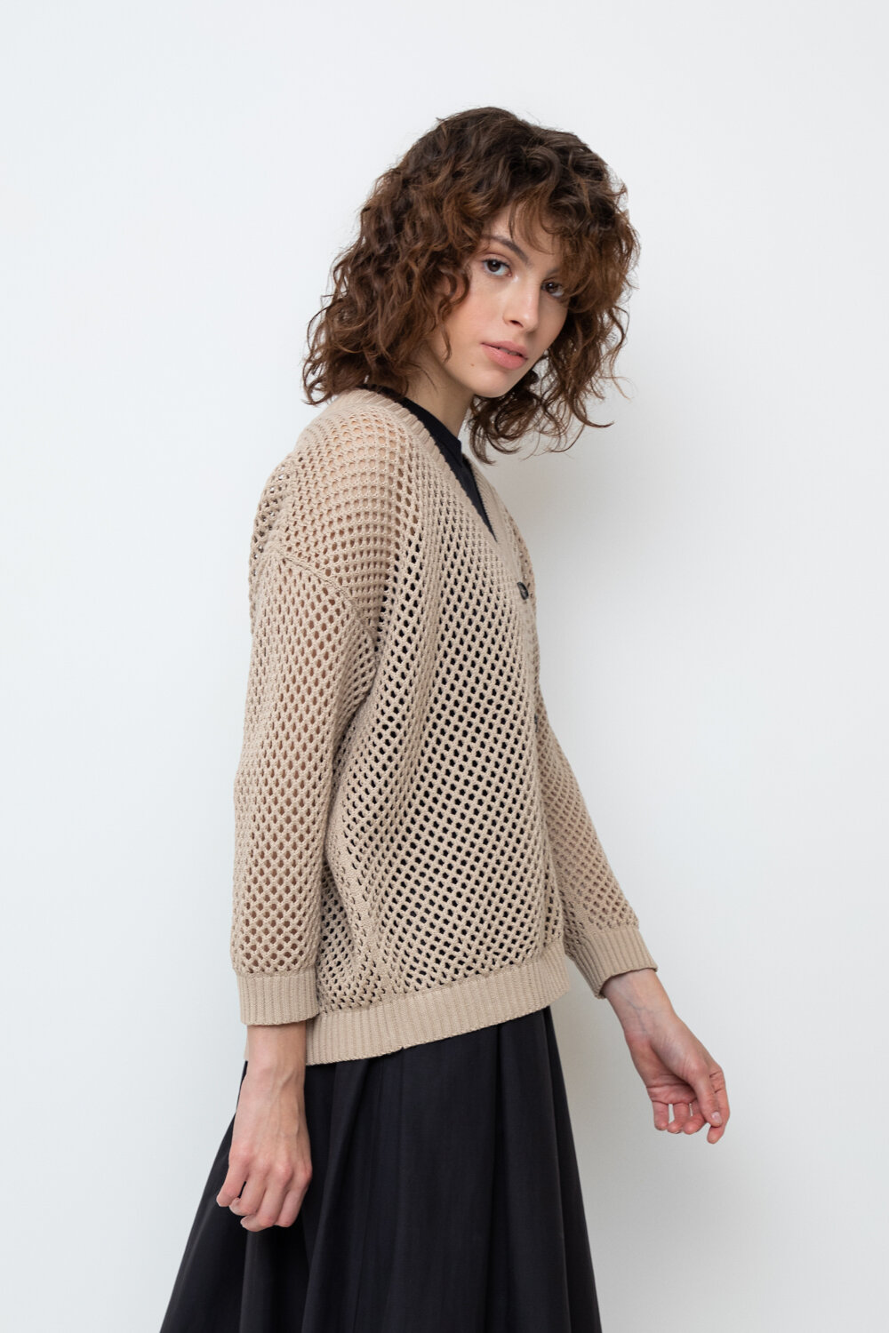 ст. цена4189руб.! VERY NEAT Кардиган ЕВ 30150бежевый