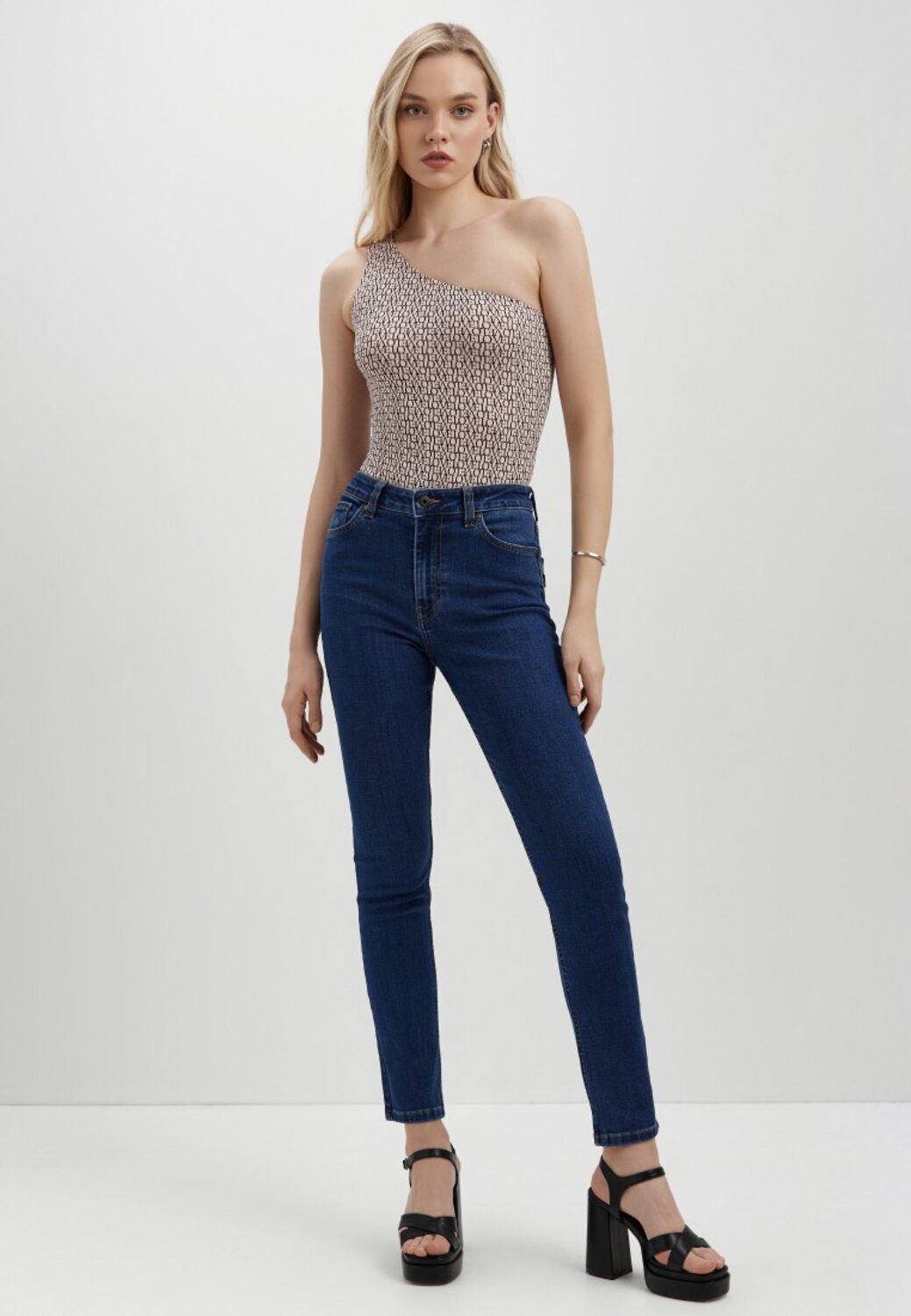 ст. цена3792руб.! Conte elegant Джинсы CON-657indigo