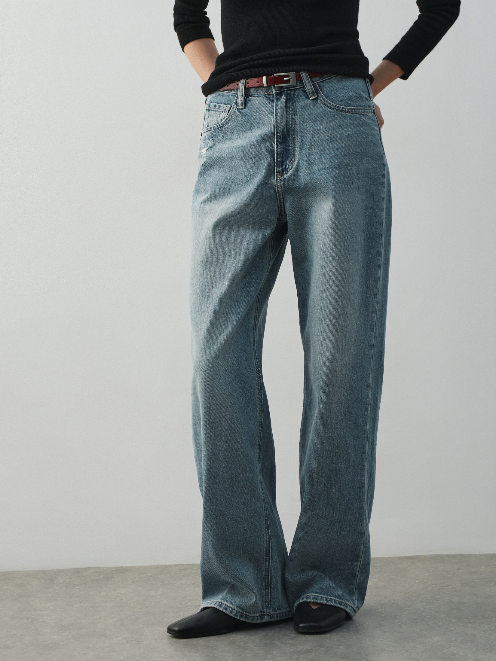 Женские прямые джинсы MAISON DAVID