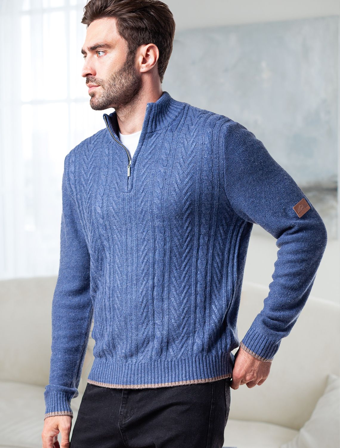 Свитер фактурной крупной вязки с металлической молнией