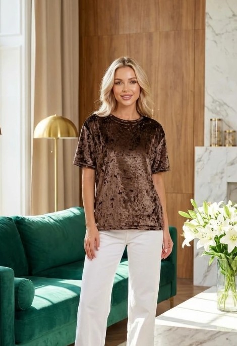 Футболка велюровая свободного кроя