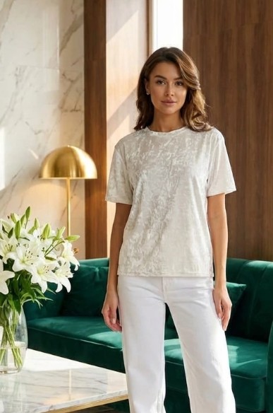 Футболка велюровая свободного кроя