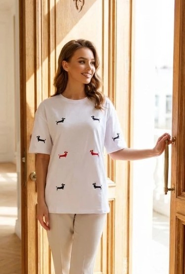 Футболка с вышивкой