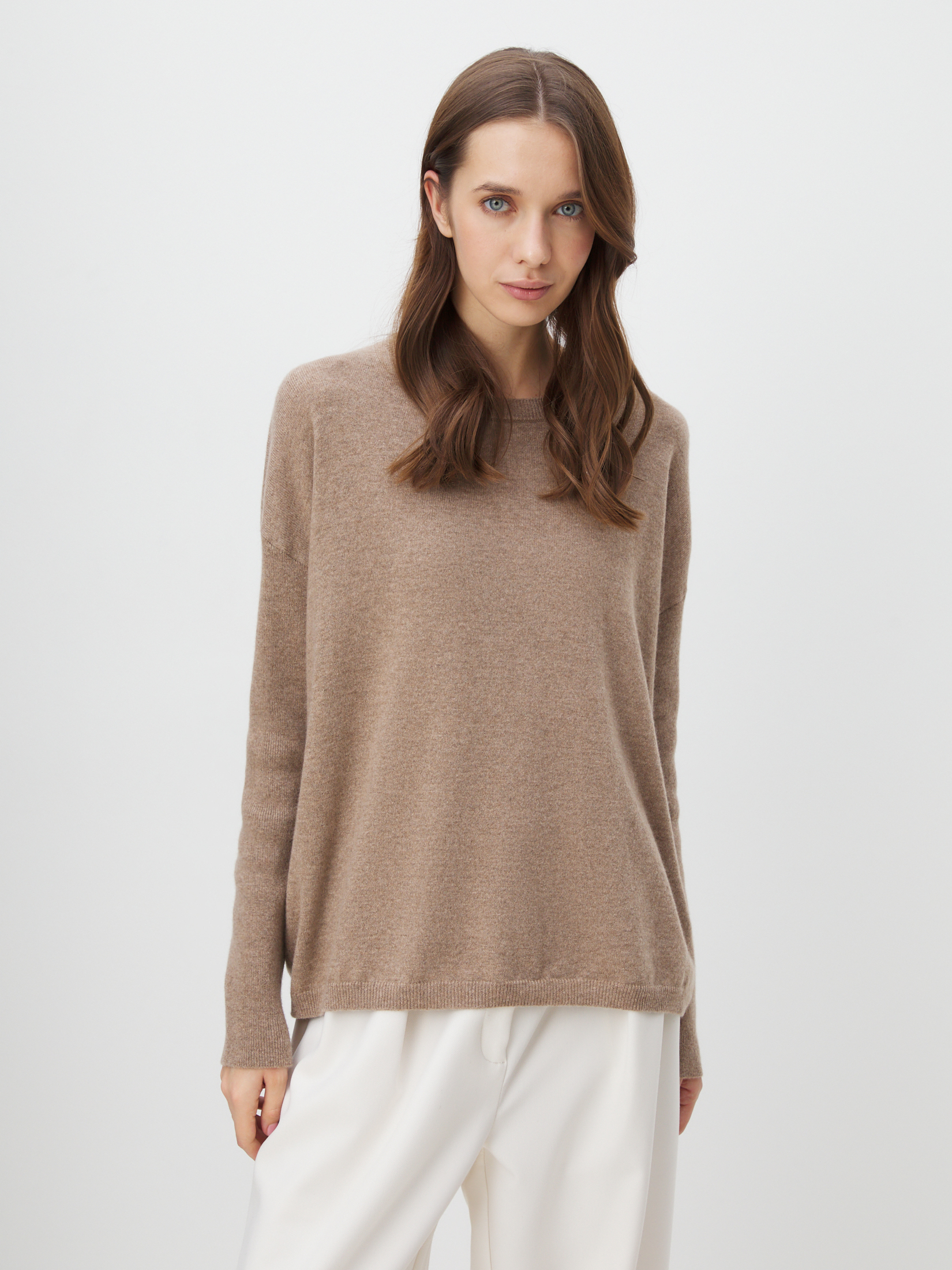 7167 р. 17480 р. Женский джемпер MAISON DAVID