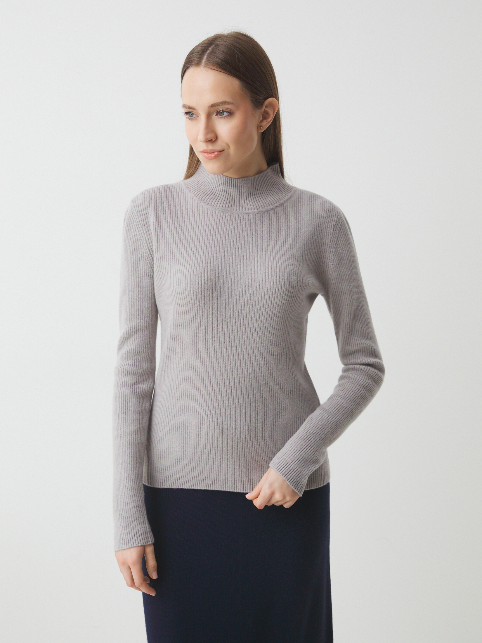 2153 р. 5250 р. Женский джемпер MAISON DAVID