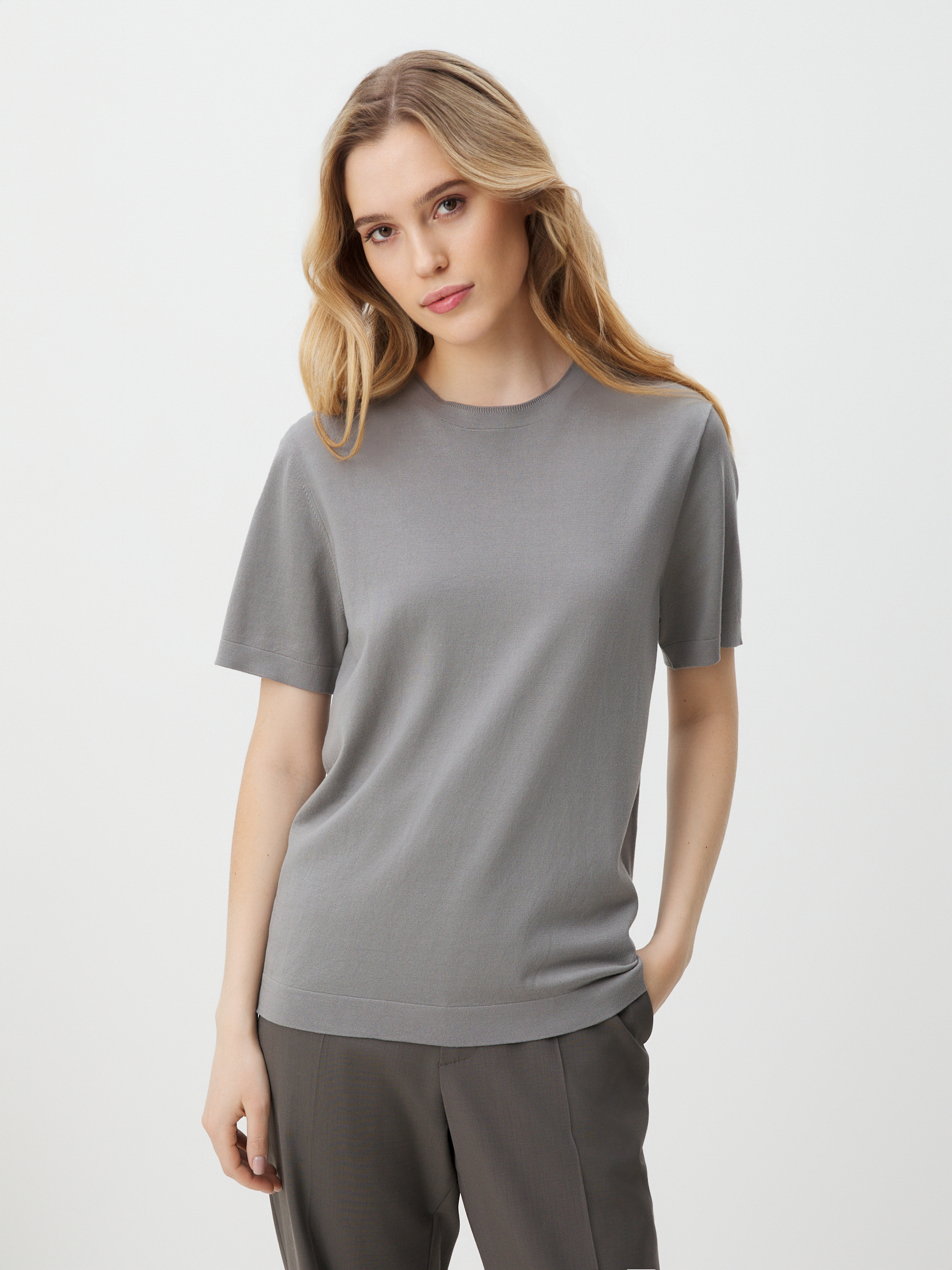 1481 р. 3610 р. Женский джемпер MAISON DAVID