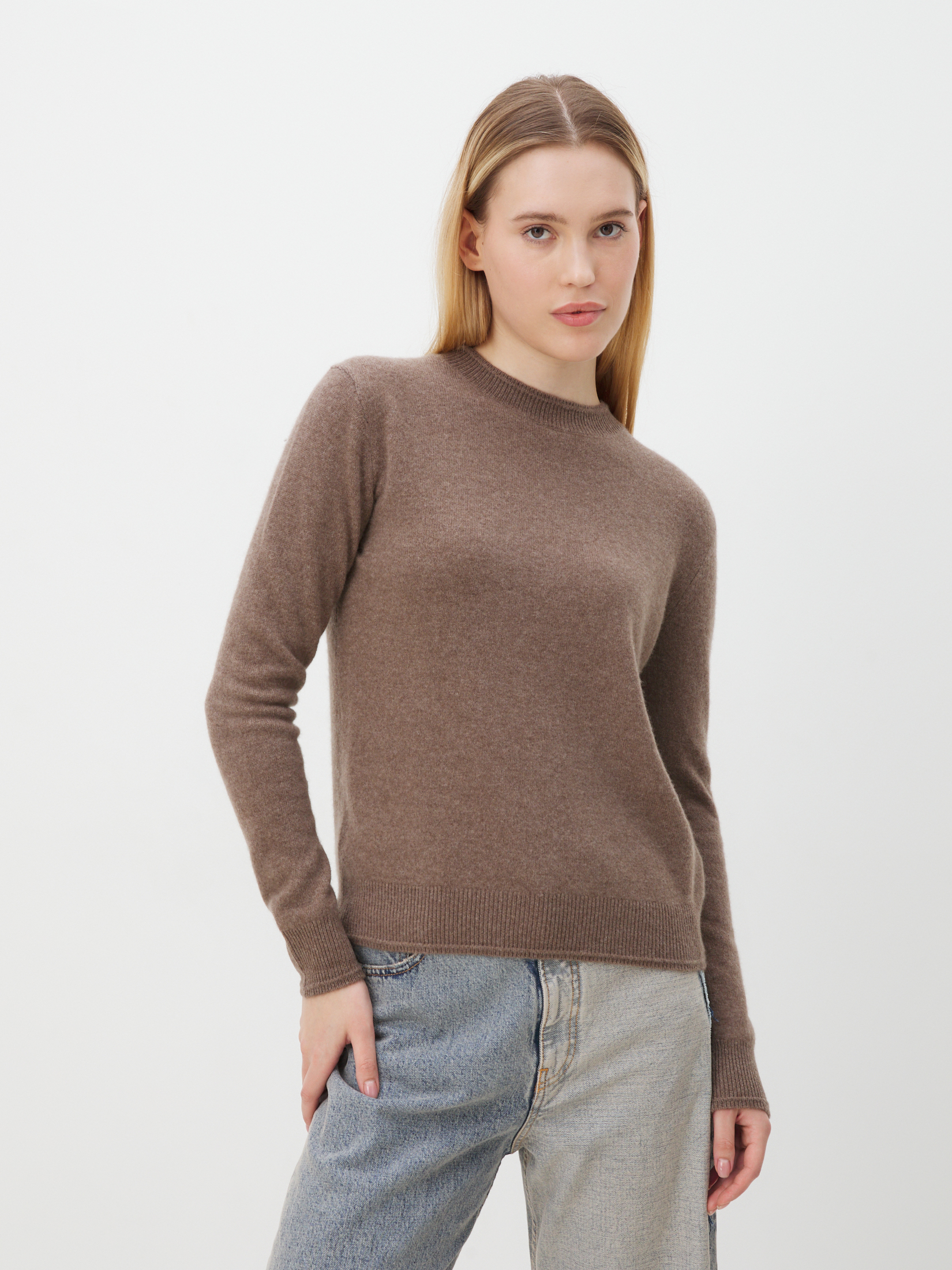 2670 р. 6510 р. Женский джемпер MAISON DAVID