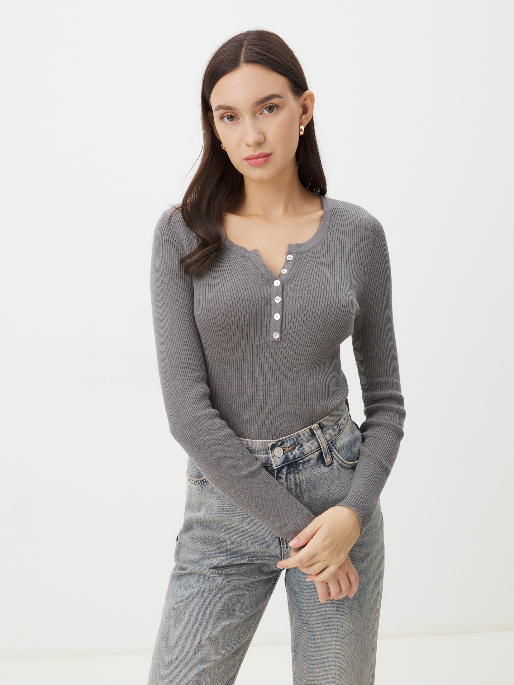 1173 р. 2860 р. Женский джемпер MAISON DAVID