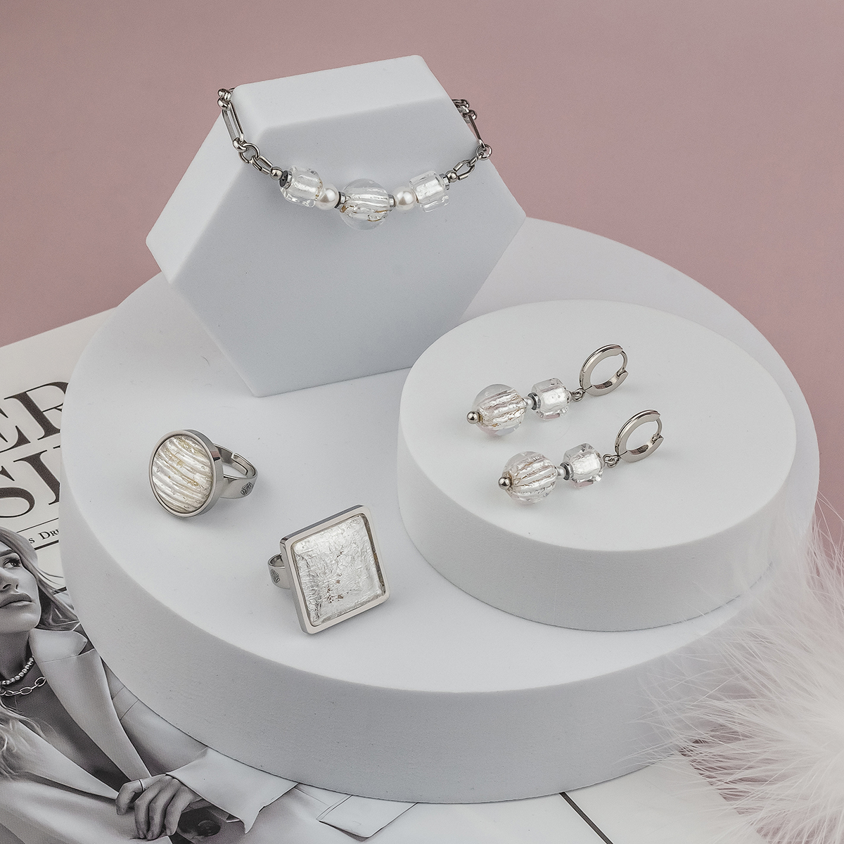 Серьги из муранского стекла WHITE BERRY LC3470