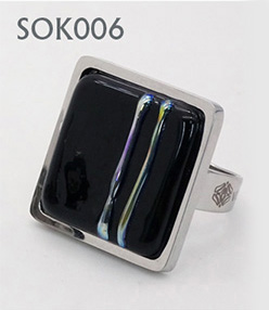 Кольцо из муранского стекла