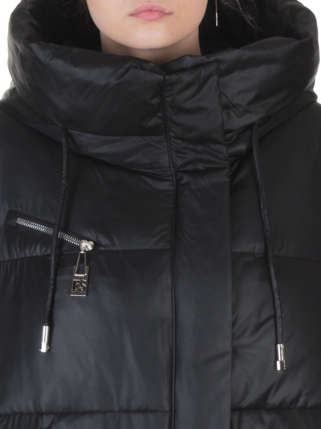 8310 BLACK Пальто зимнее женское (200 гр. холлофайбер)