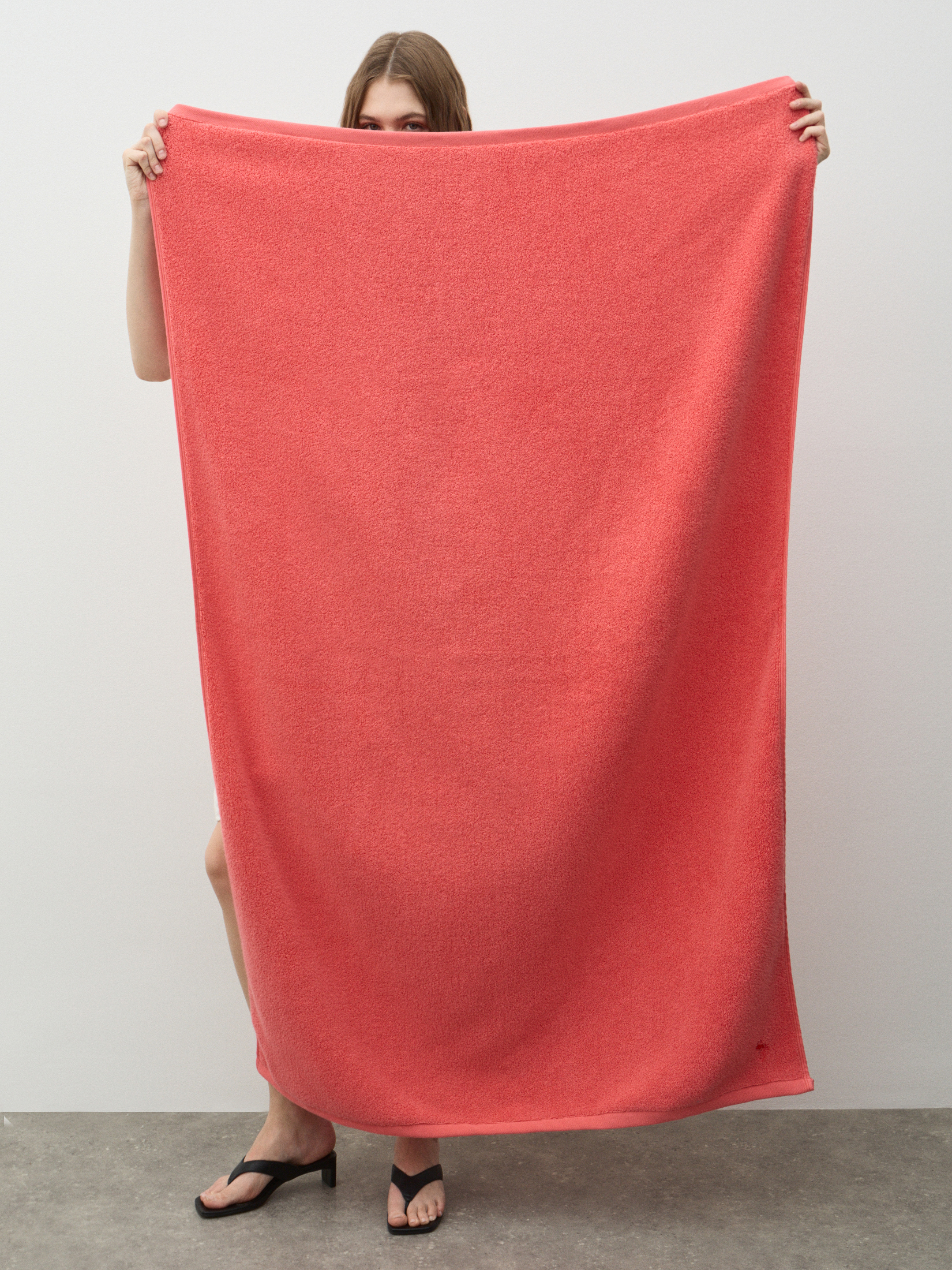 Махровое банное полотенце 100x150 MAISON DAVID 4720261, коралловый