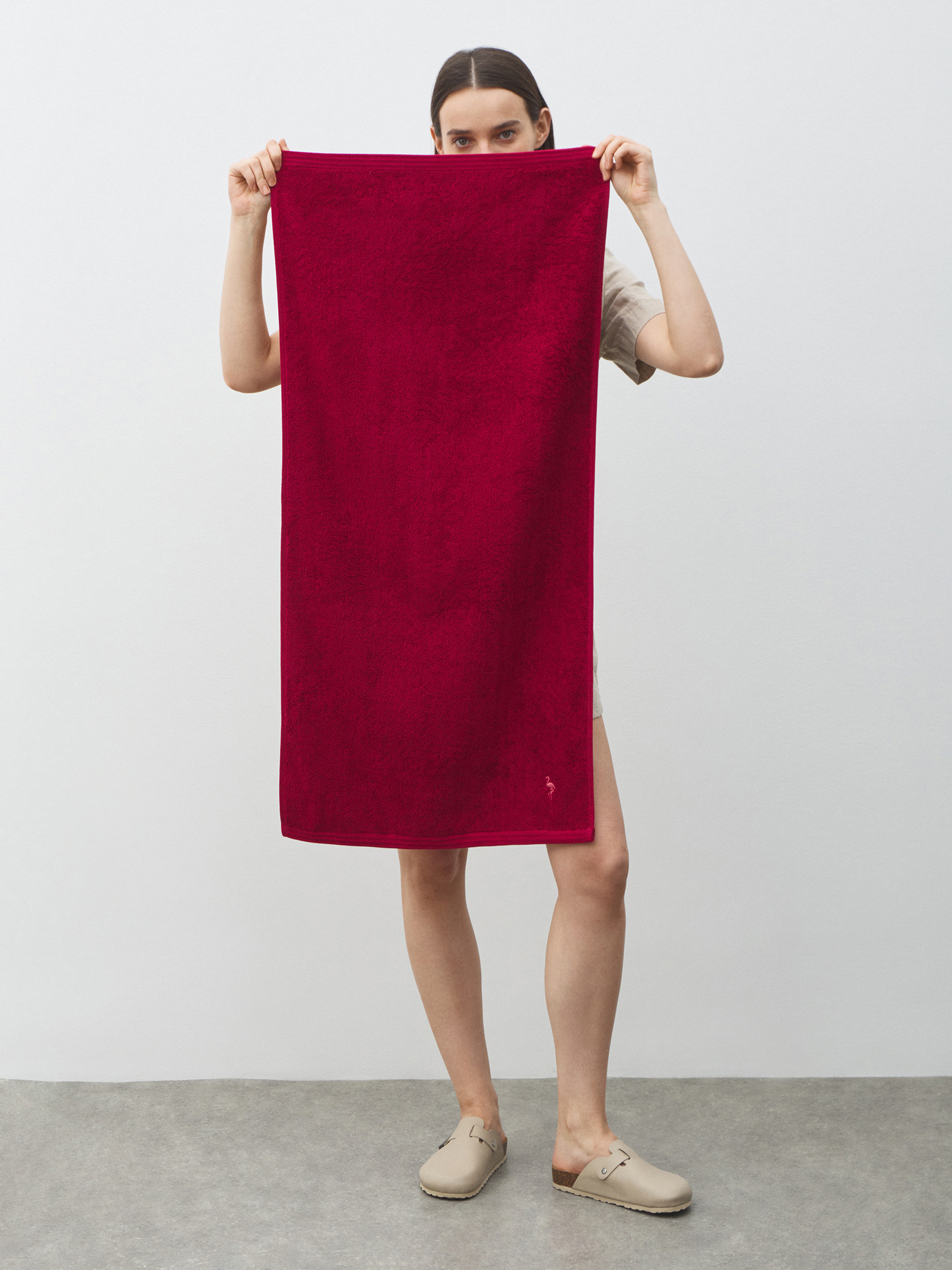 Махровое банное полотенце 50x100 MAISON DAVID 4690755, вишневый