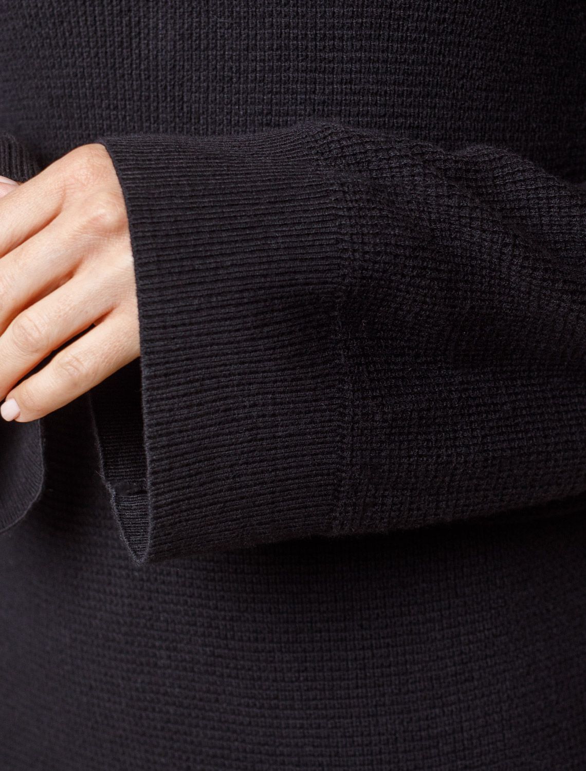 Ст.цена 2590р Платье фактурной вязки из хлопка с кашемиром D32.105 черный