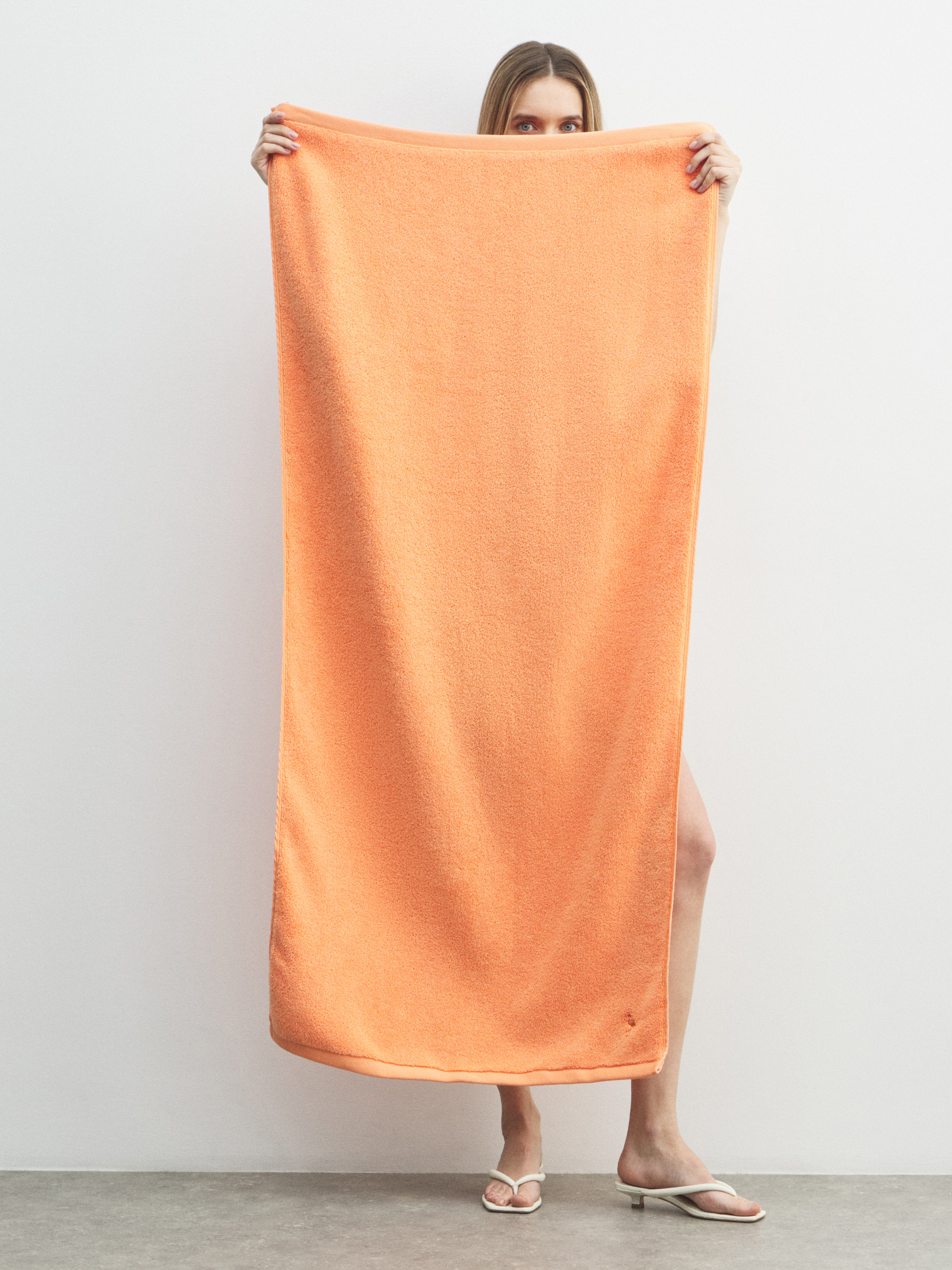 Махровое банное полотенце 70x140 MAISON DAVID 4720174, ярко-оранжевый