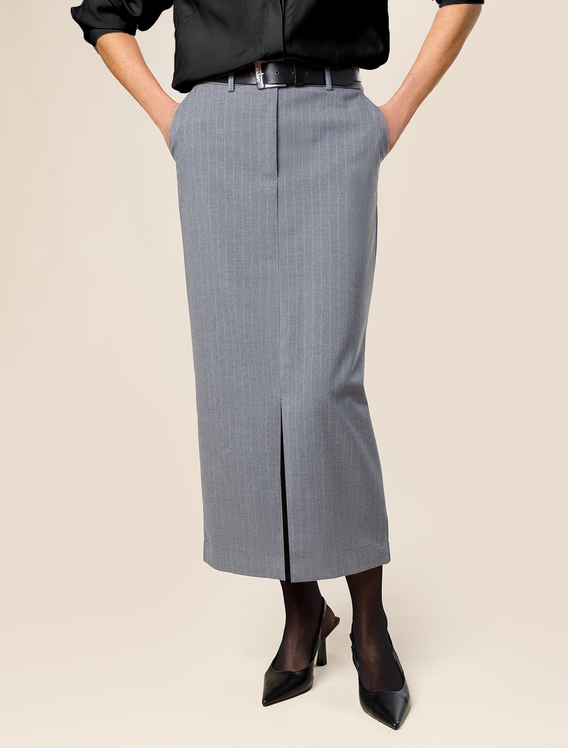 Ст.цена 2790р Юбка миди с двумя разрезами из премиальной поливискозы с эластаном D26.180 серый