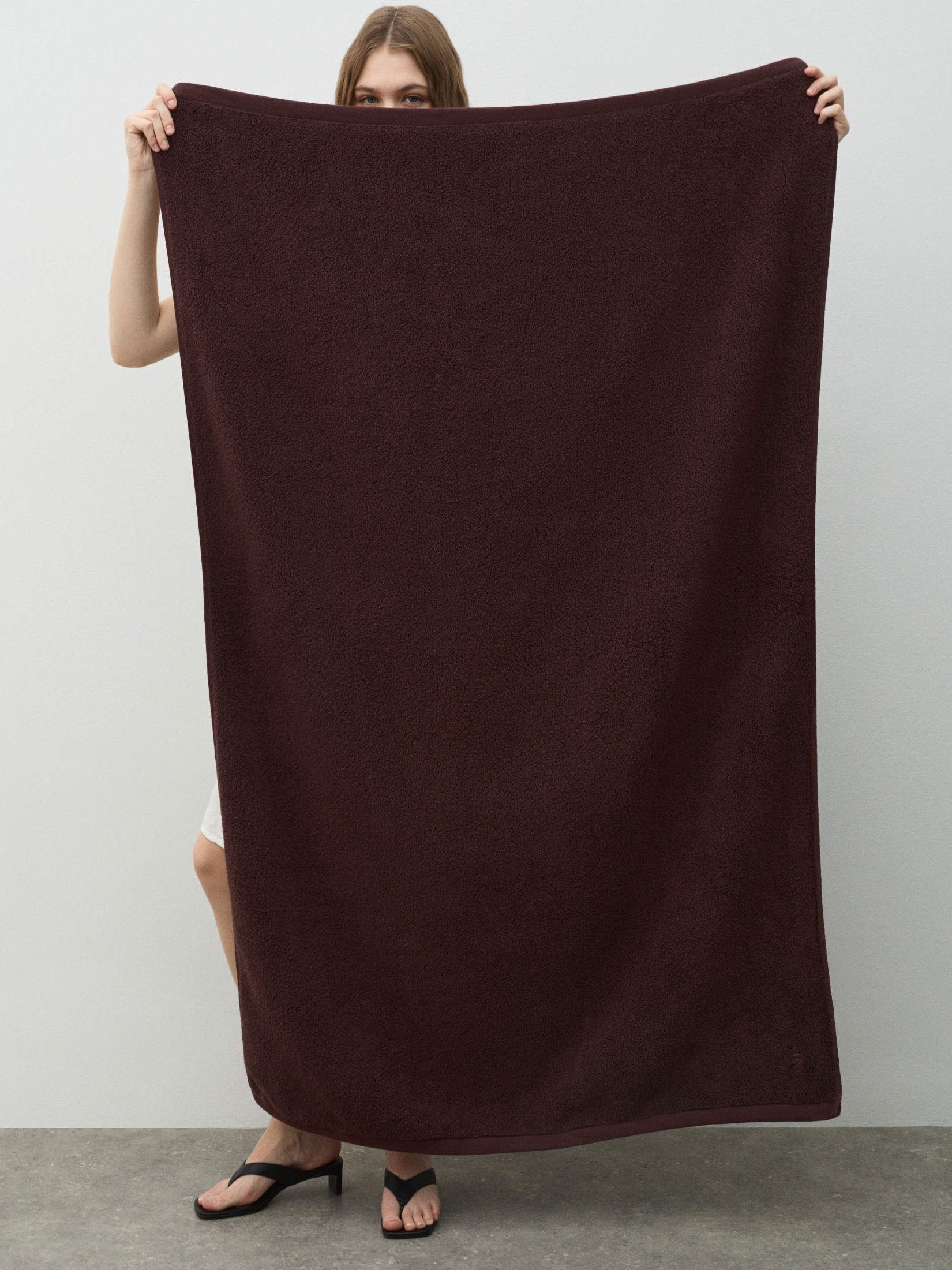 Махровое банное полотенце 100x150 MAISON DAVID 4720231, шоколадный