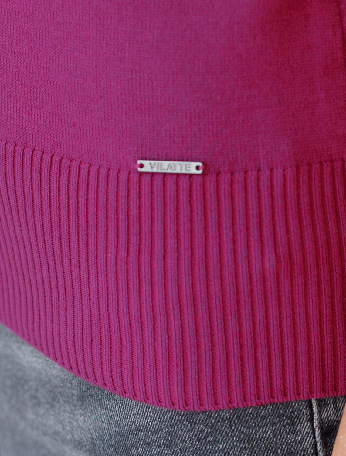 Ст.цена 1750р Джемпер тонкой вязки из хлопка с нейлоном D34.201 пурпурный