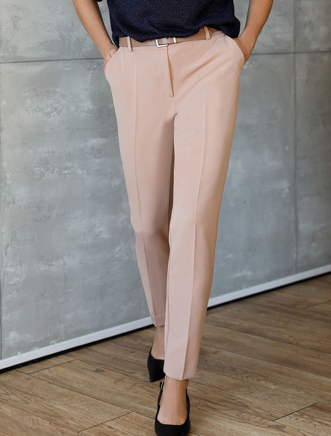 Ст.цена 2390р Брюки дудочки из эластичной поливискозы D24.491 бежевый