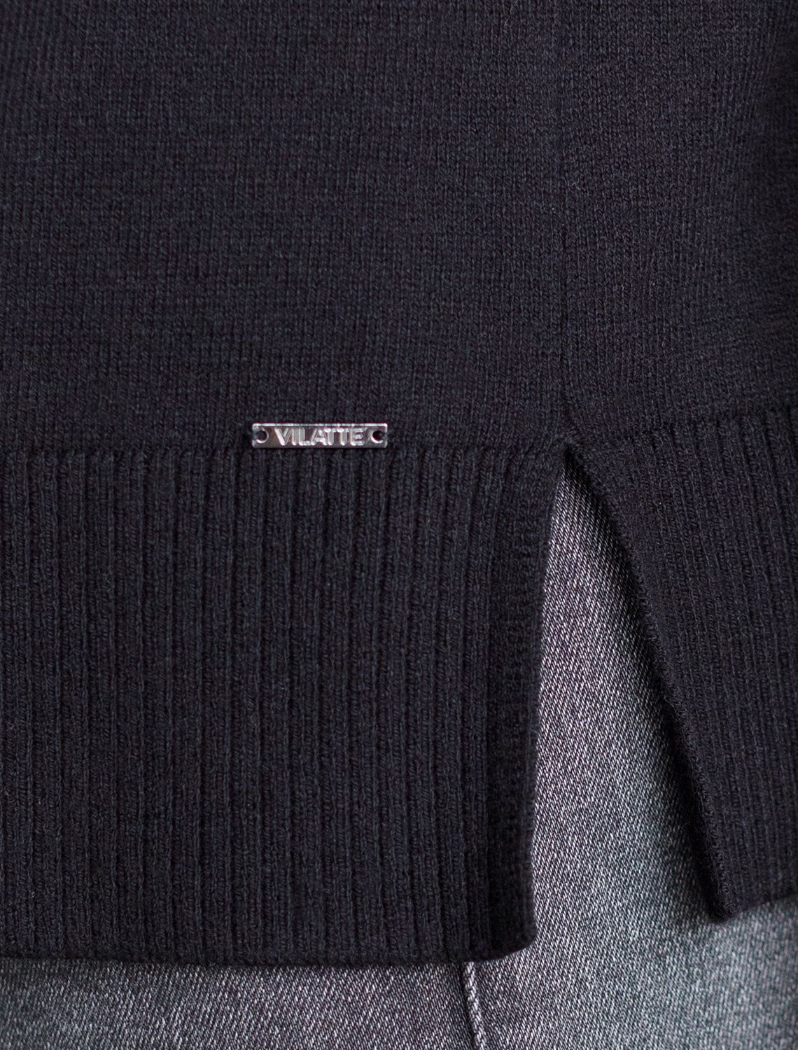 Ст.цена 1890р Джемпер тонкой вязки из хлопка с кашемиром D34.200 черный