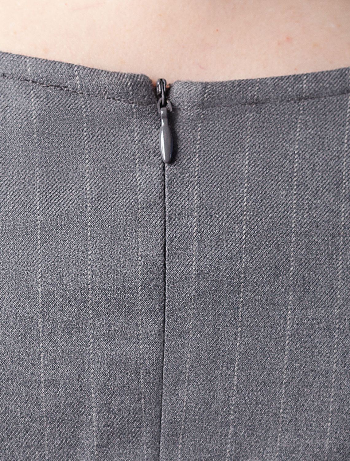 Ст.цена 2790р Платье из премиальной эластичной поливискозы с юбкой