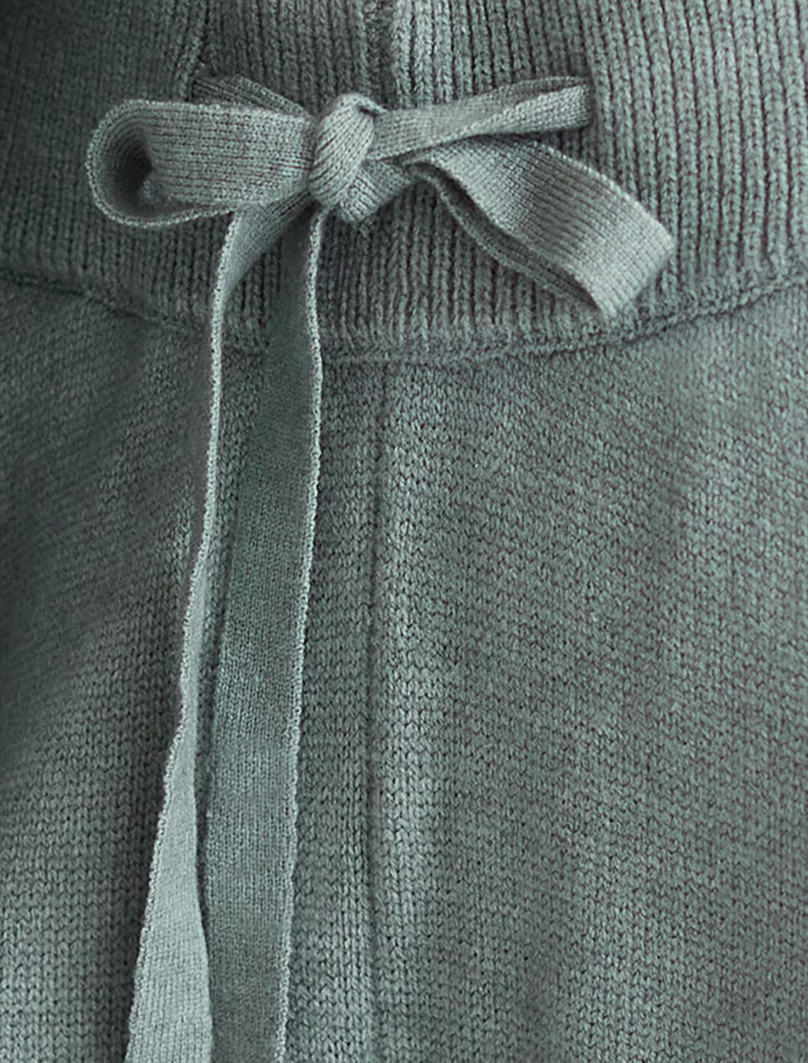 Ст.цена 2450р Брюки из пряжи с кашемиром D38.013 светло-оливковый меланж