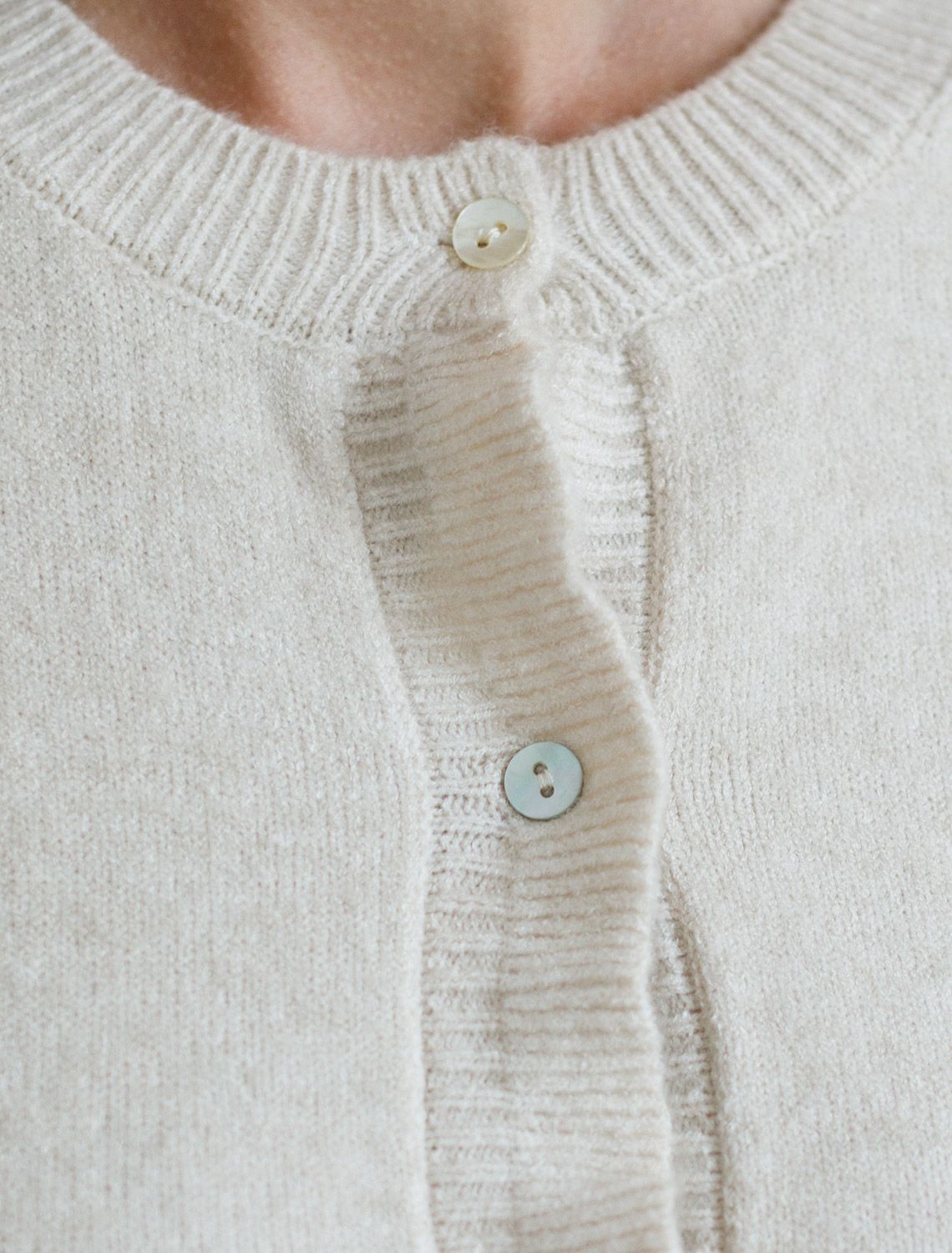 Ст.цена 2450р Кардиган из пряжи с кашемиром D31.149 овсяный меланж