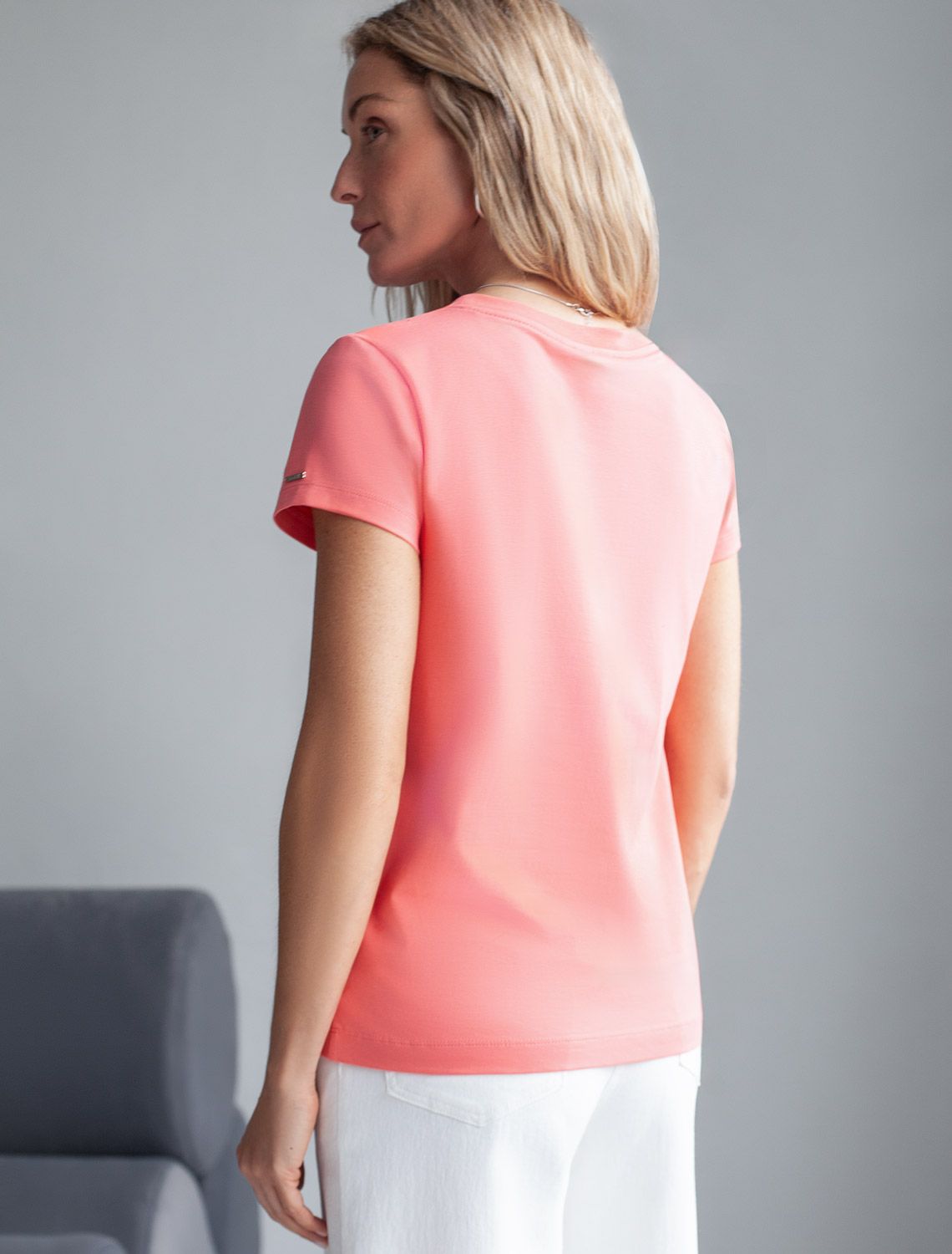 Ст.цена 1090р Футболка D49.980 розовый коралл