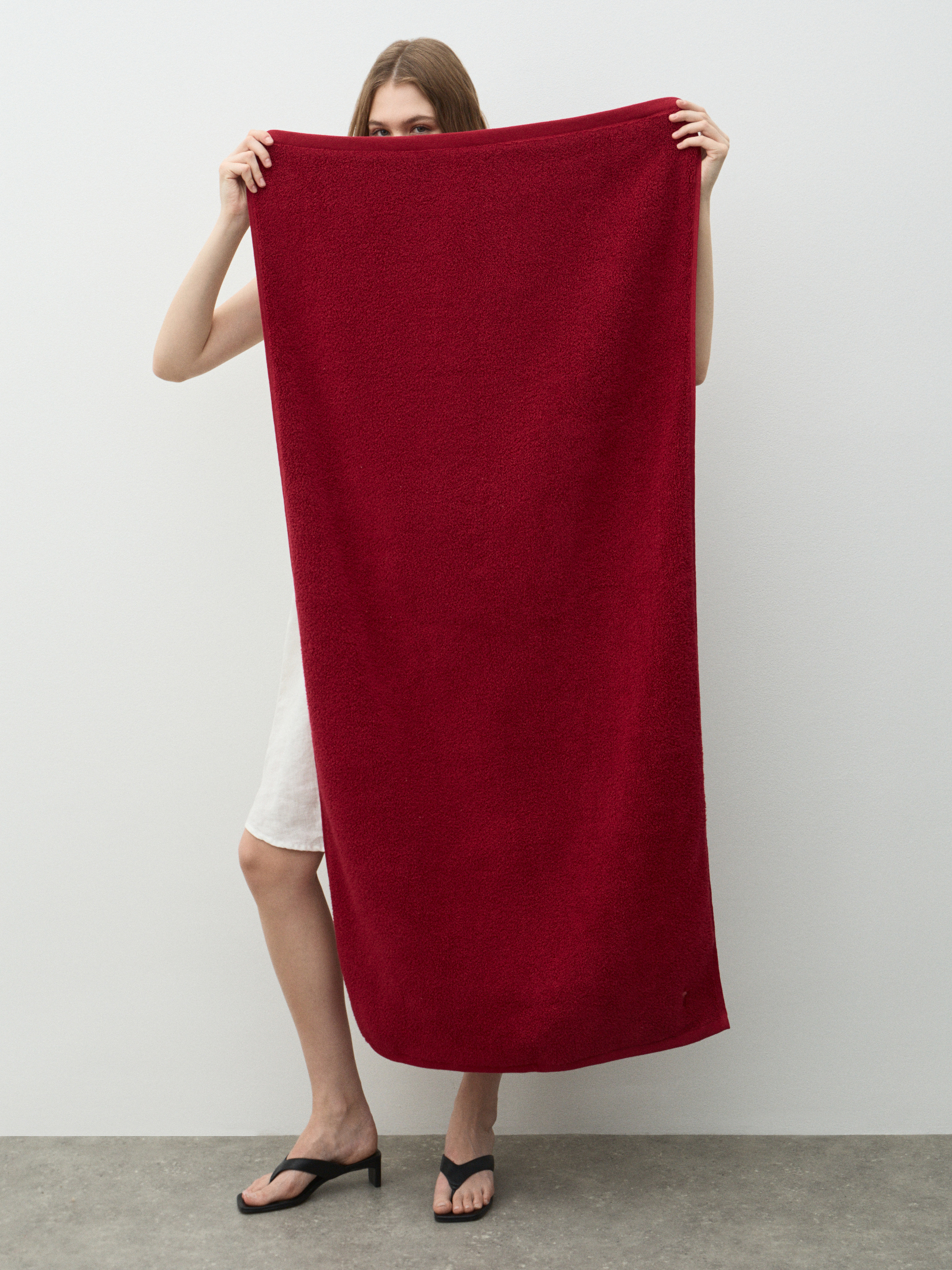 Махровое банное полотенце 70x140 MAISON DAVID 4720194, вишневый