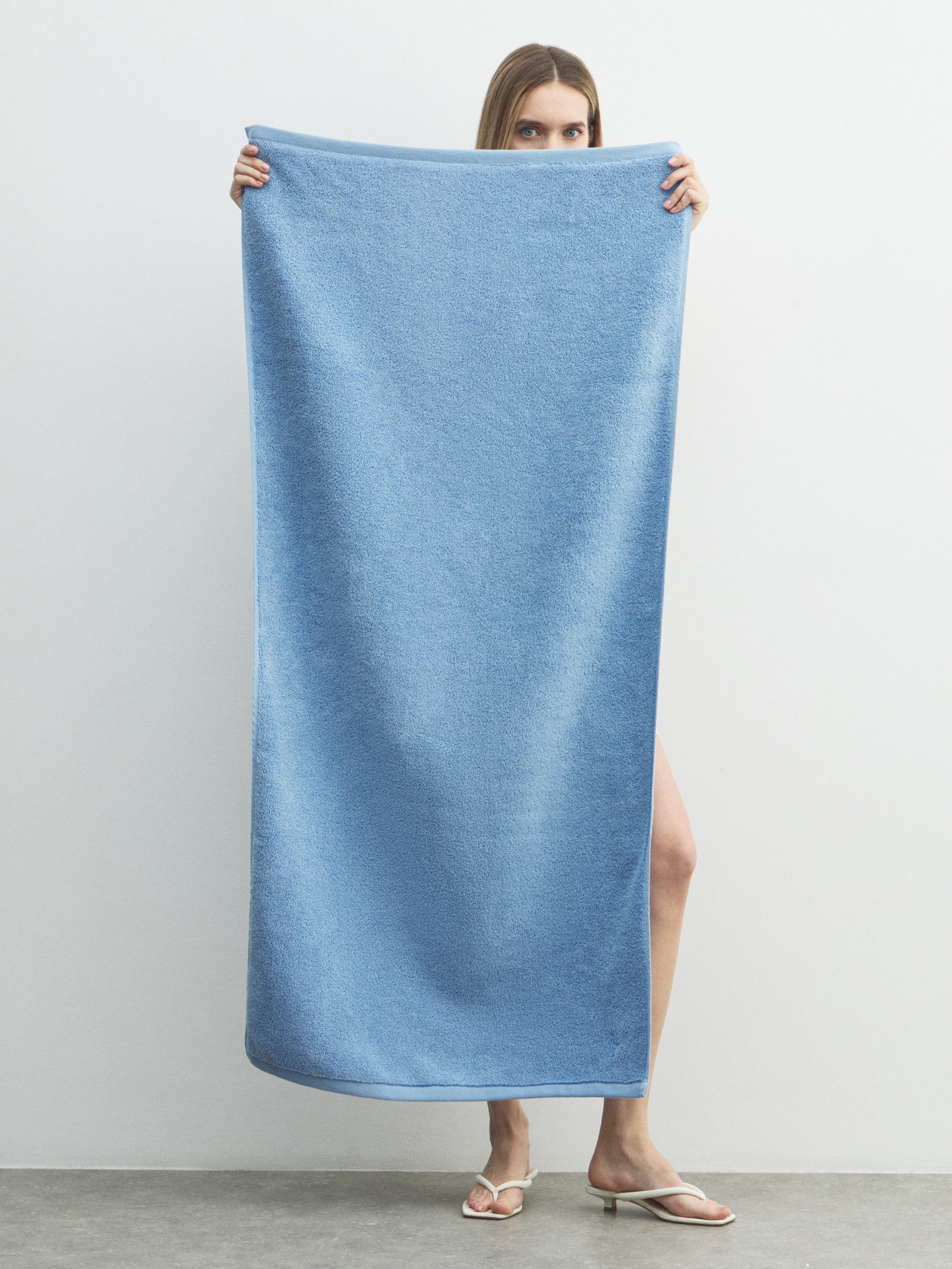 Махровое банное полотенце 70x140 MAISON DAVID 4720204, голубой