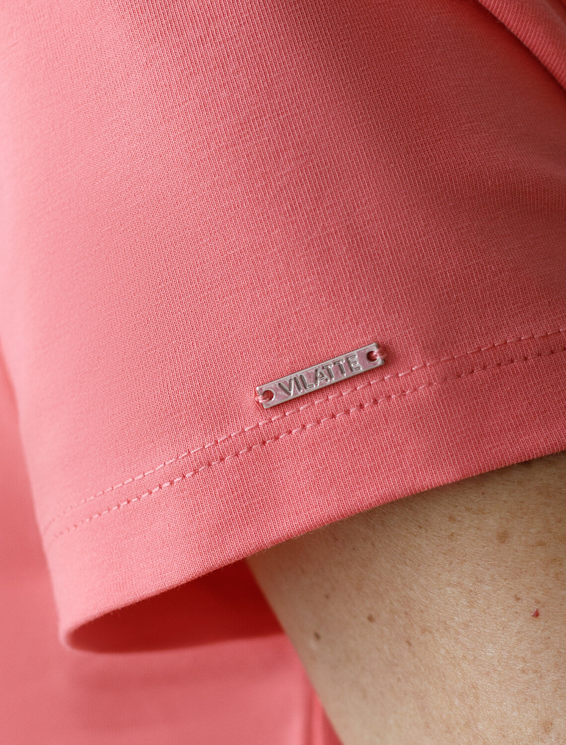 ст. цена1090руб.! VILATTE Футболка D49.980розовый коралл