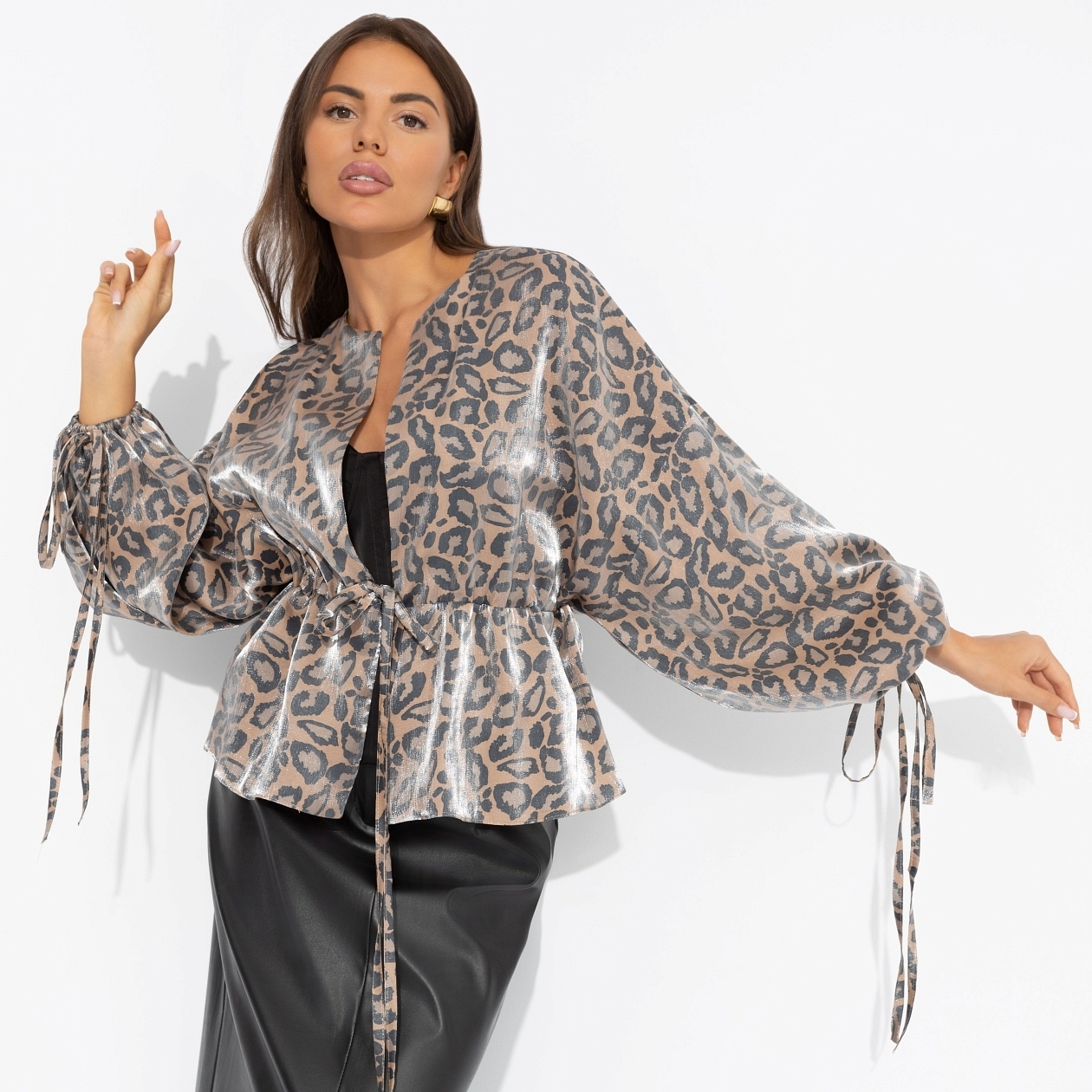 Жакет с перламутровым отливом, Вершина восхищения (леопард)