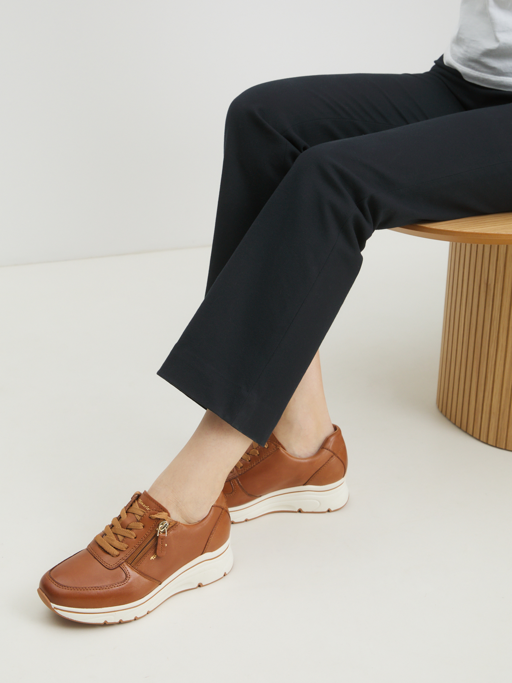 Женские кроссовки TAMARIS VINNY 4318070, светло-коричневый