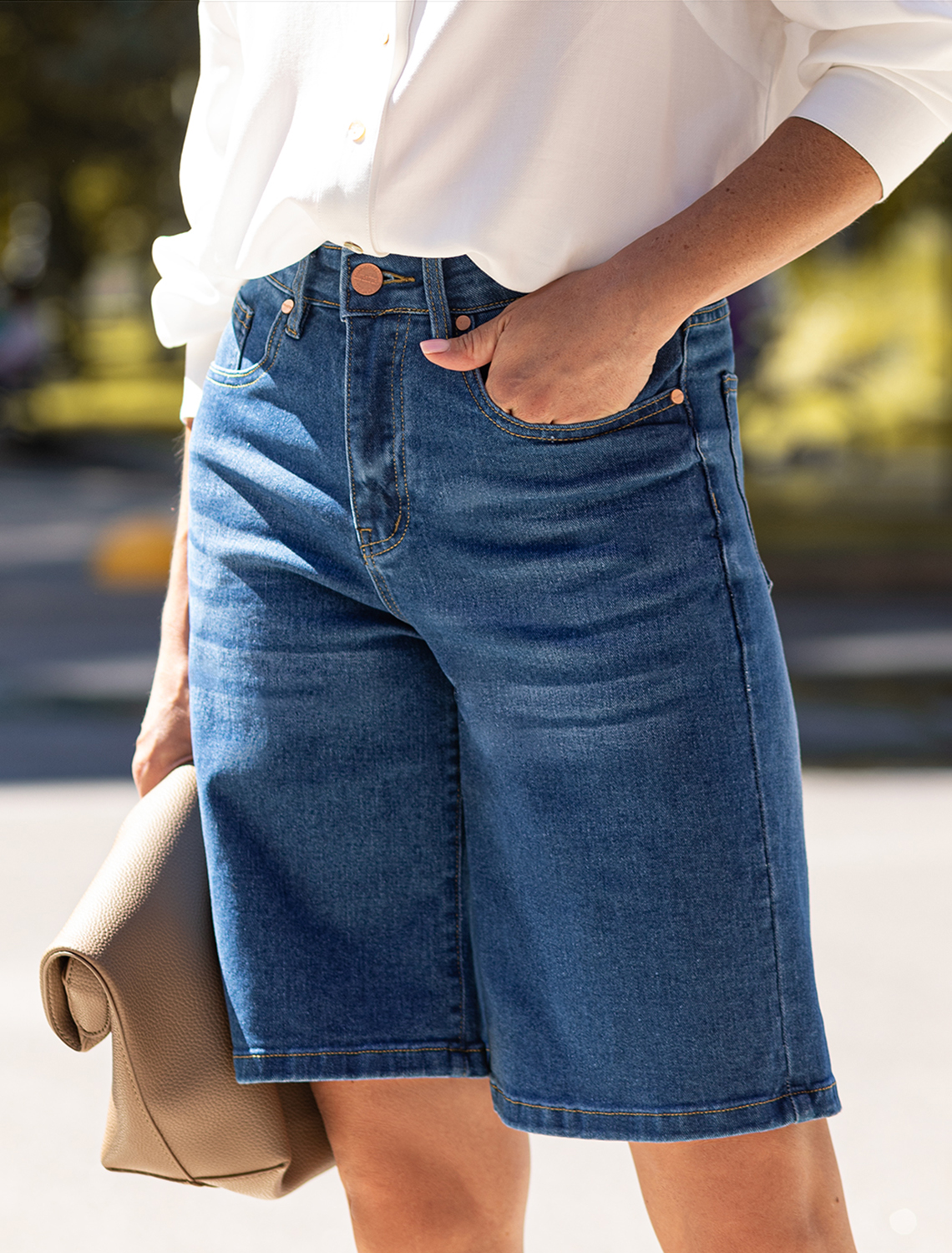 Шорты из эластичного денима