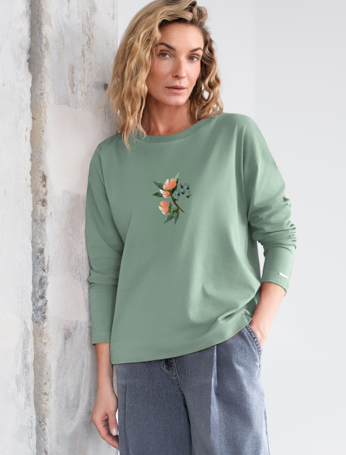 Лонгслив с принтом из премиального хлопка с эластаном