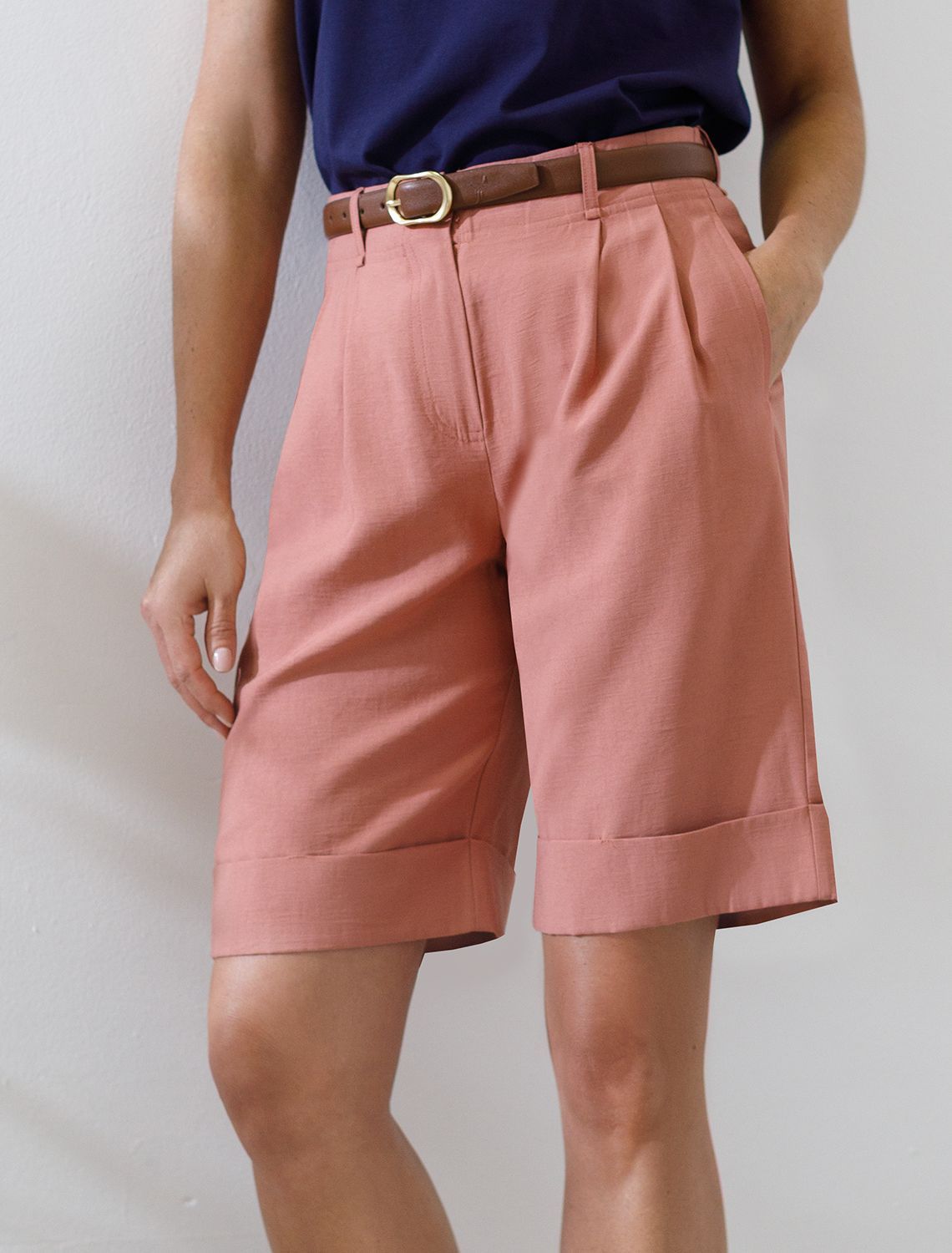 Шорты-бермуды из плотного лиоцелла