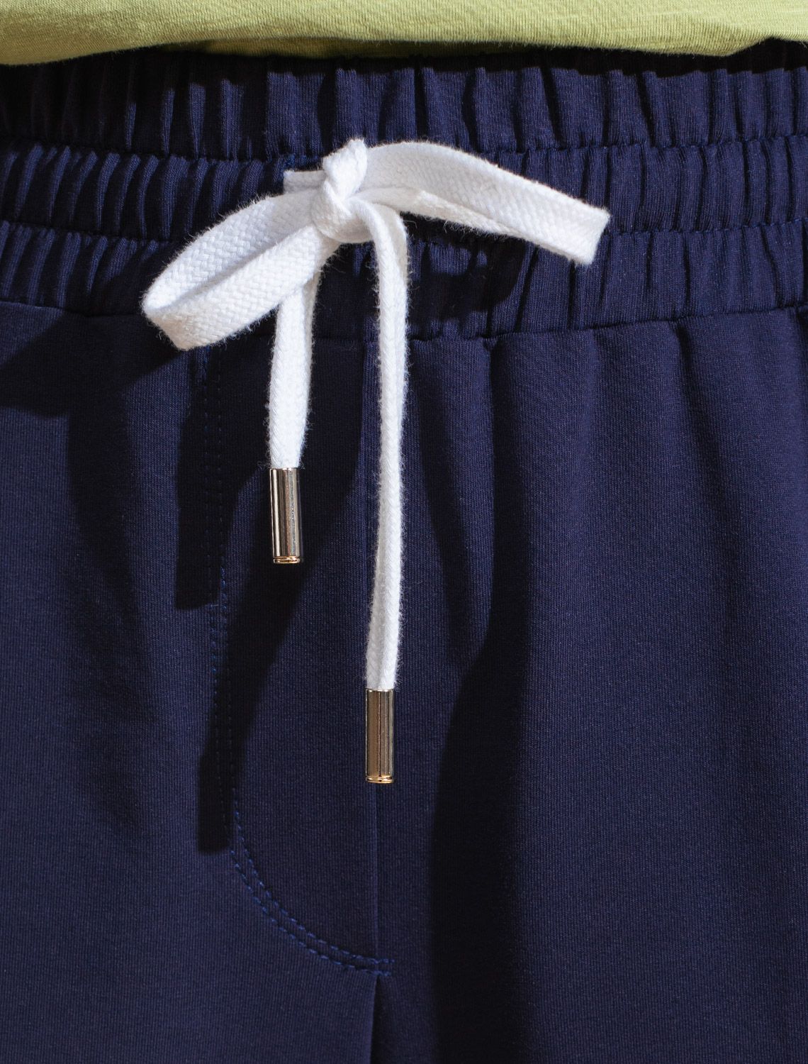 Прямые брюки с лампасами из эластичного футера двухнитки без начеса